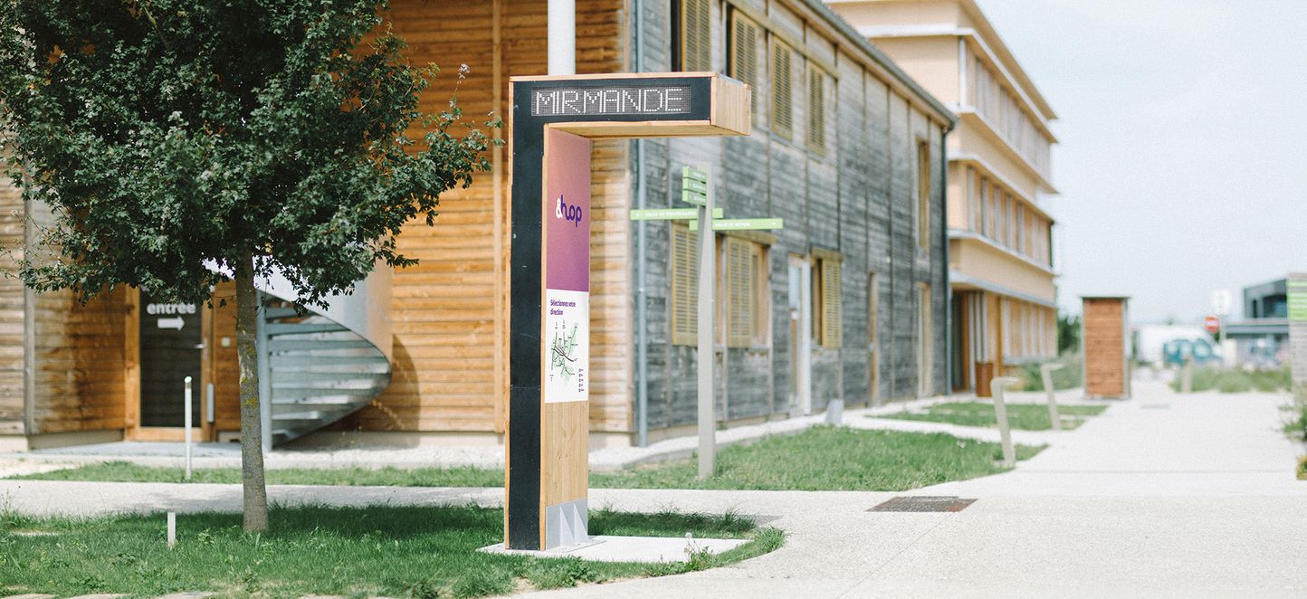 Agence design produit Lyon Montpellier expert en mobilité présentation produit &hop