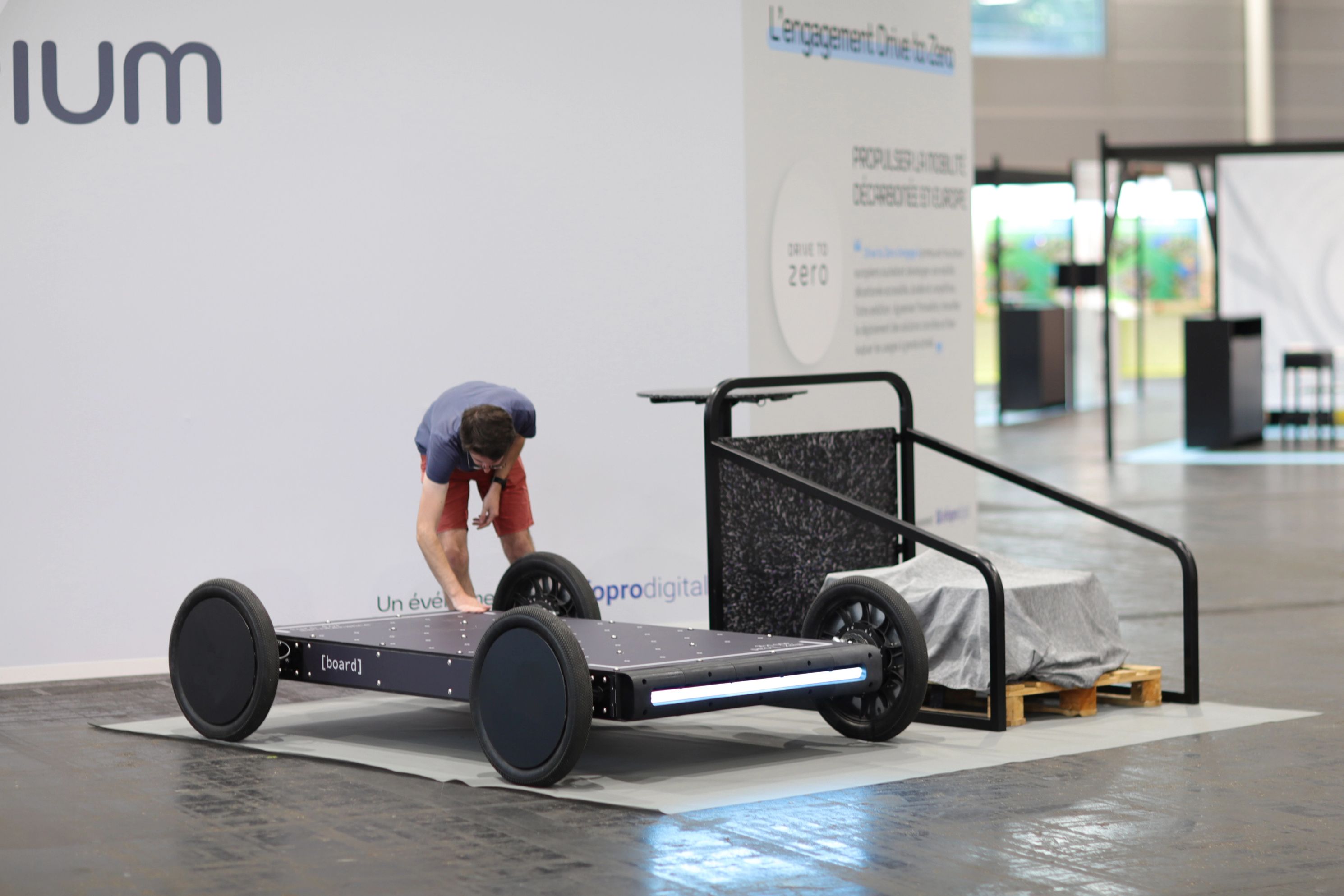 Agence design produit Lyon - designer expert en mobilité plateforme électrique