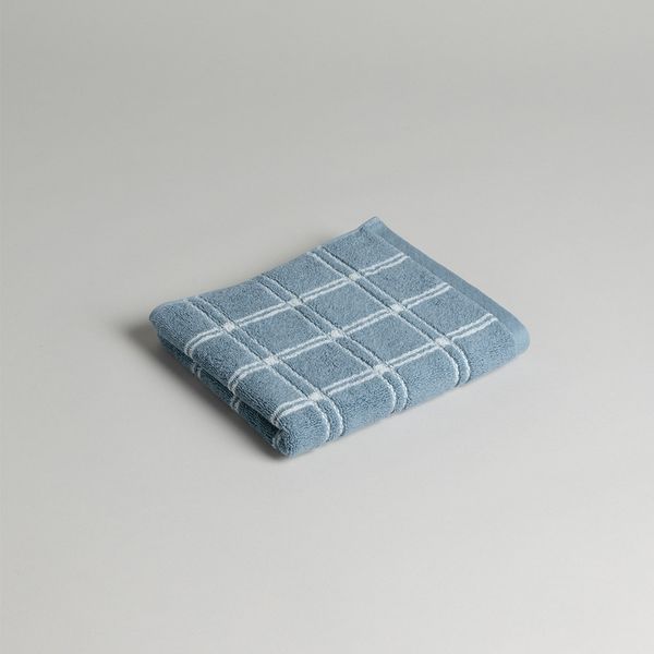 Frisa Pool Towel Celeste and Chalk