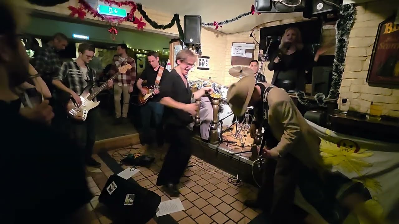 M6 on the stage at Shamrock in Munich