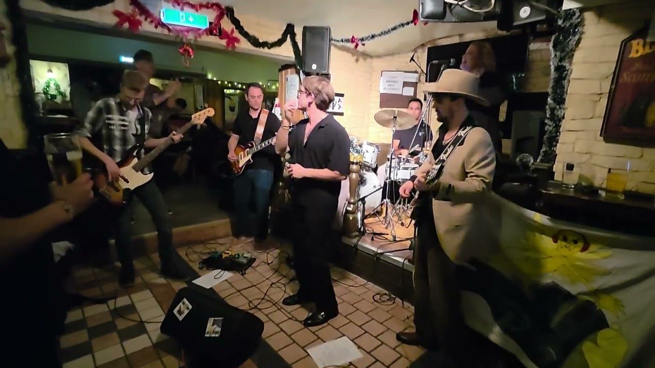 M6 on the stage at Shamrock in Munich