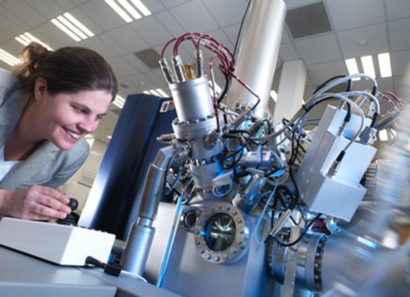 Prof. Josephine Bunch using mass spectrometry equipment