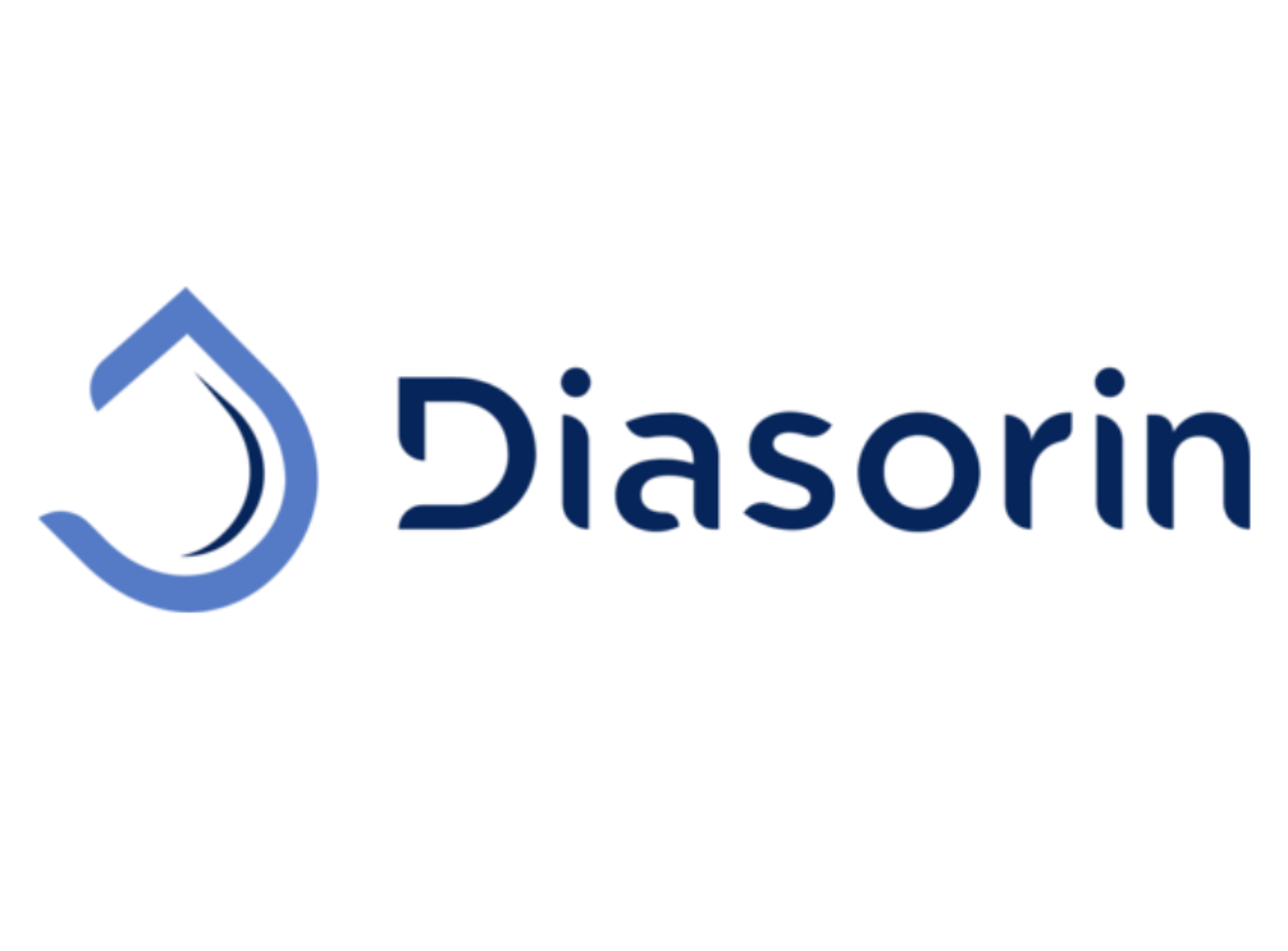 Point-of-care molecular diagnostic device