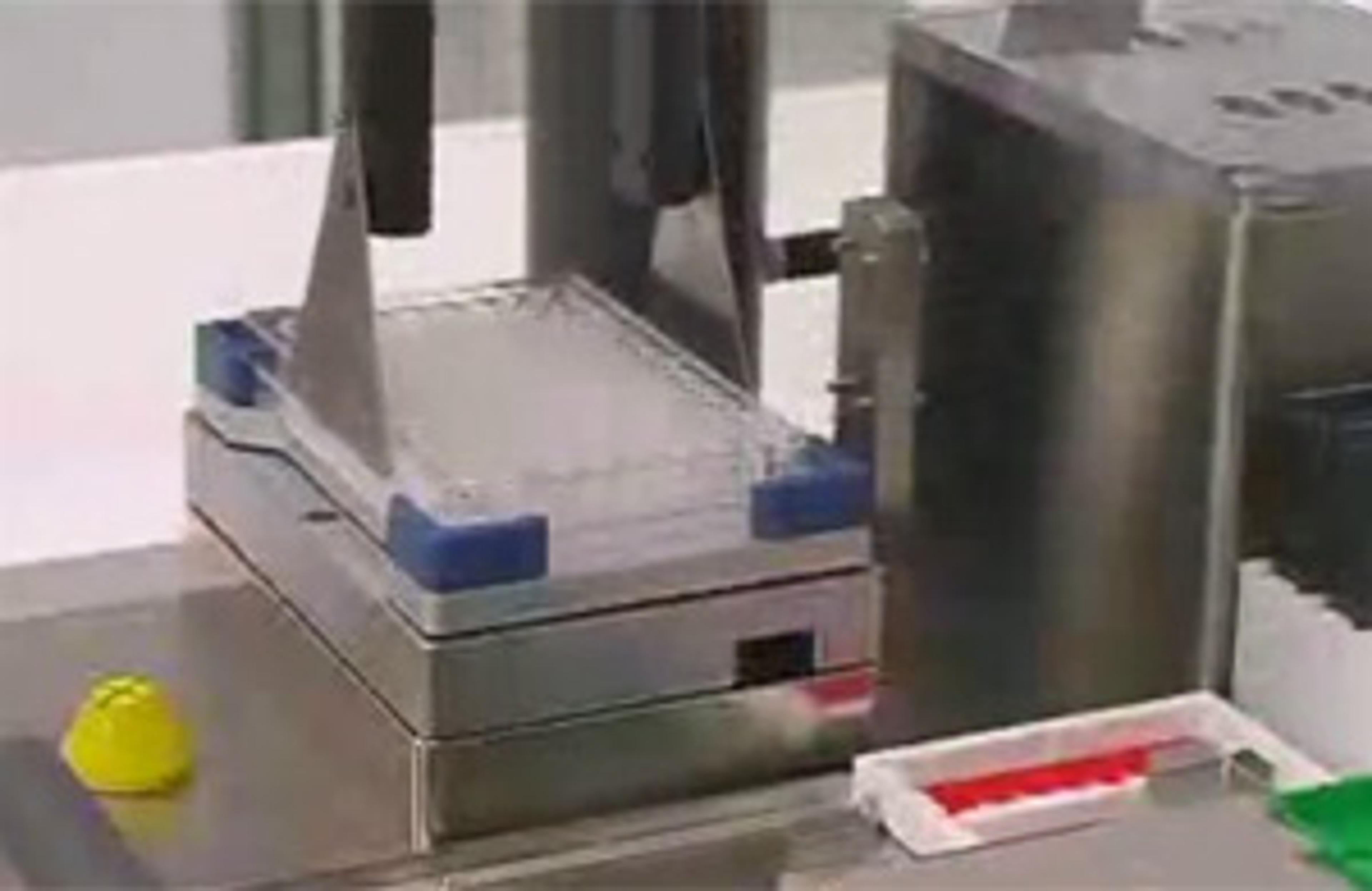 Plate Handling and Shaking Plate Handling and Shaking