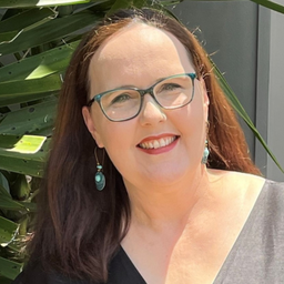Dr. Louise Cullen
