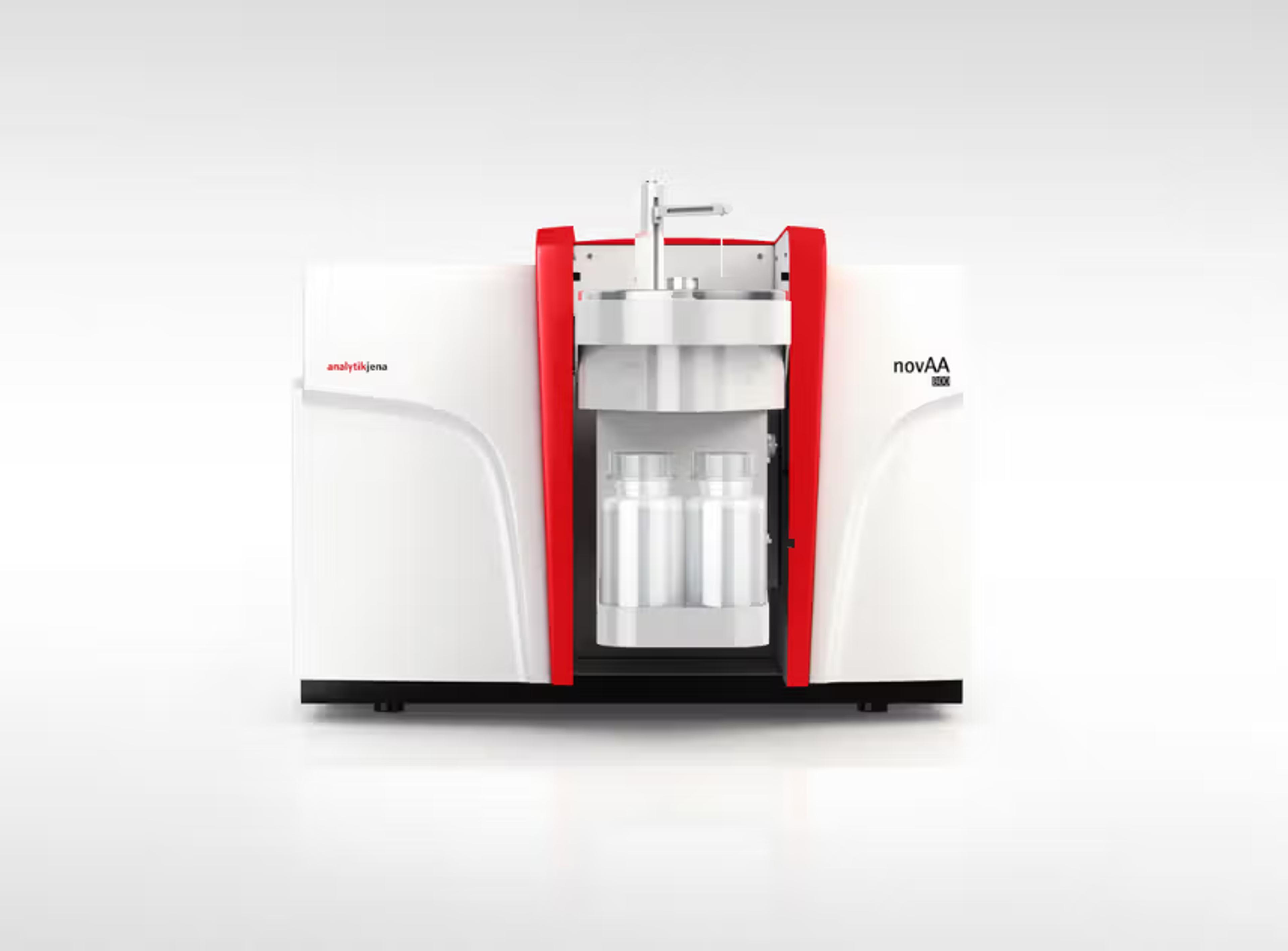 novAA 400