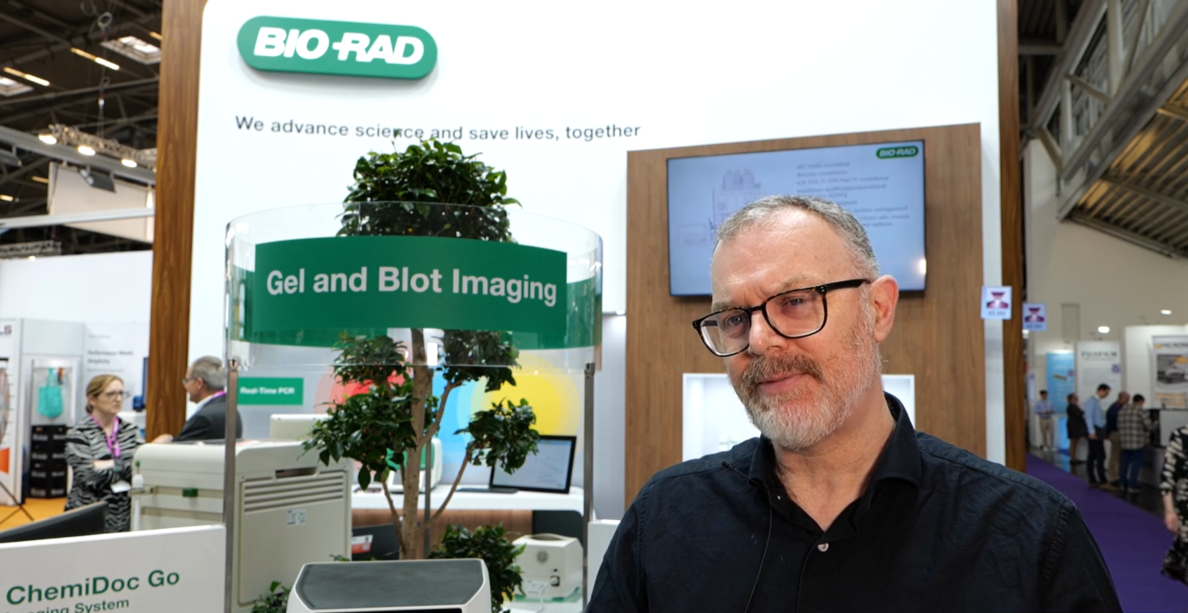ChemiDoc Go revolutionizes gel and blot imaging ChemiDoc Go revolutionizes gel and blot imaging