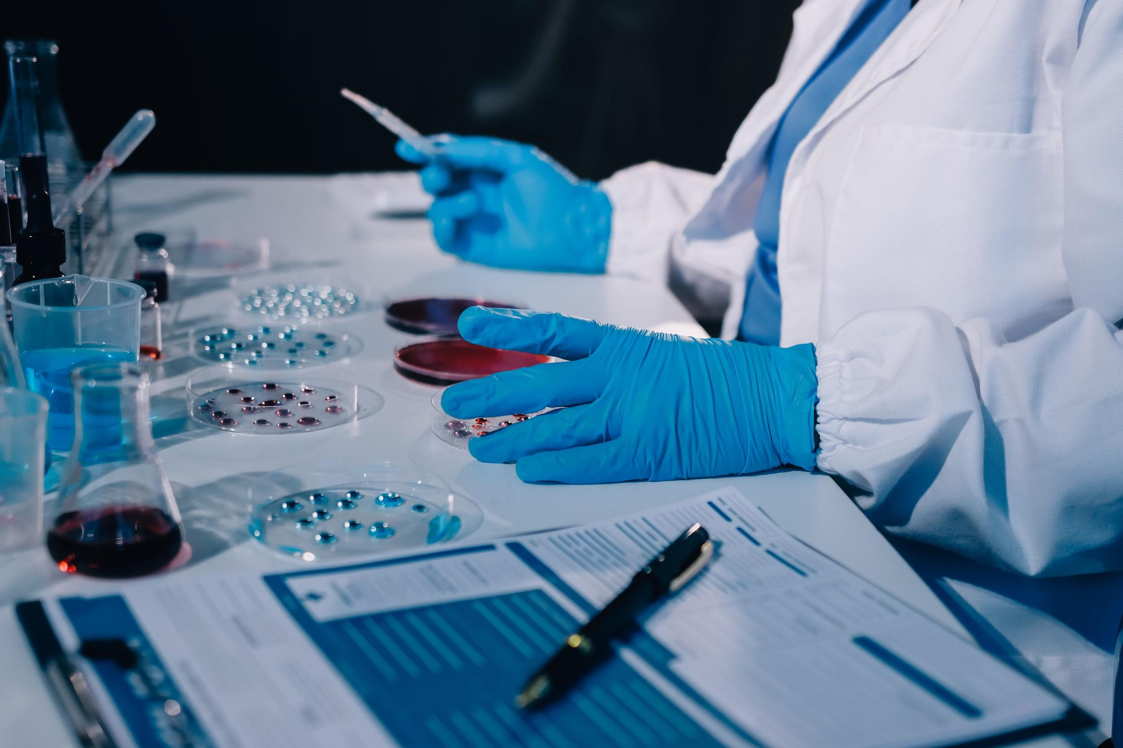 clinical microbiology laboratory 
