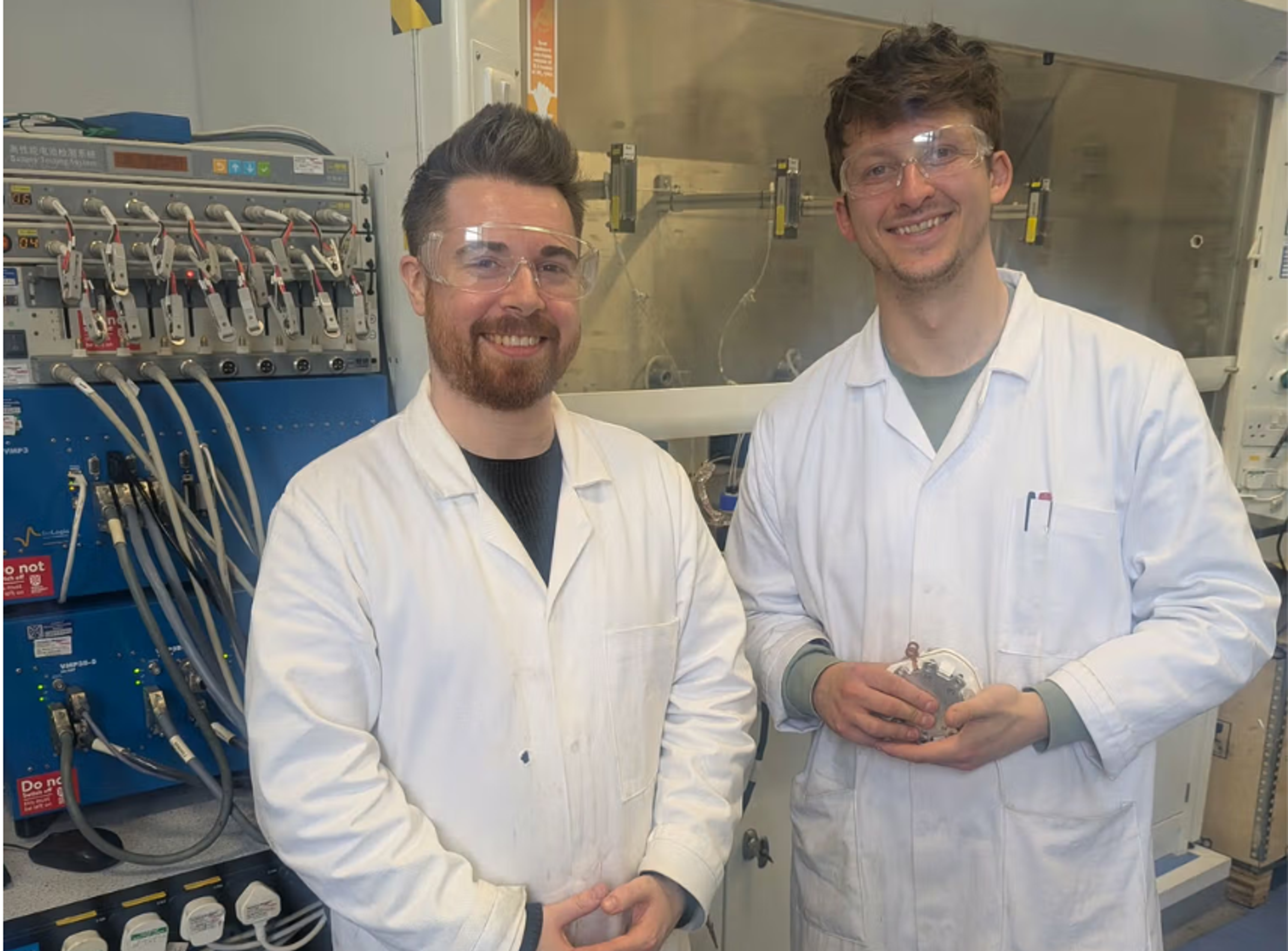 Queen’s University Belfast created a 3D-printed iron-based flow battery cell to reduce costs and improve standardization in energy storage research
