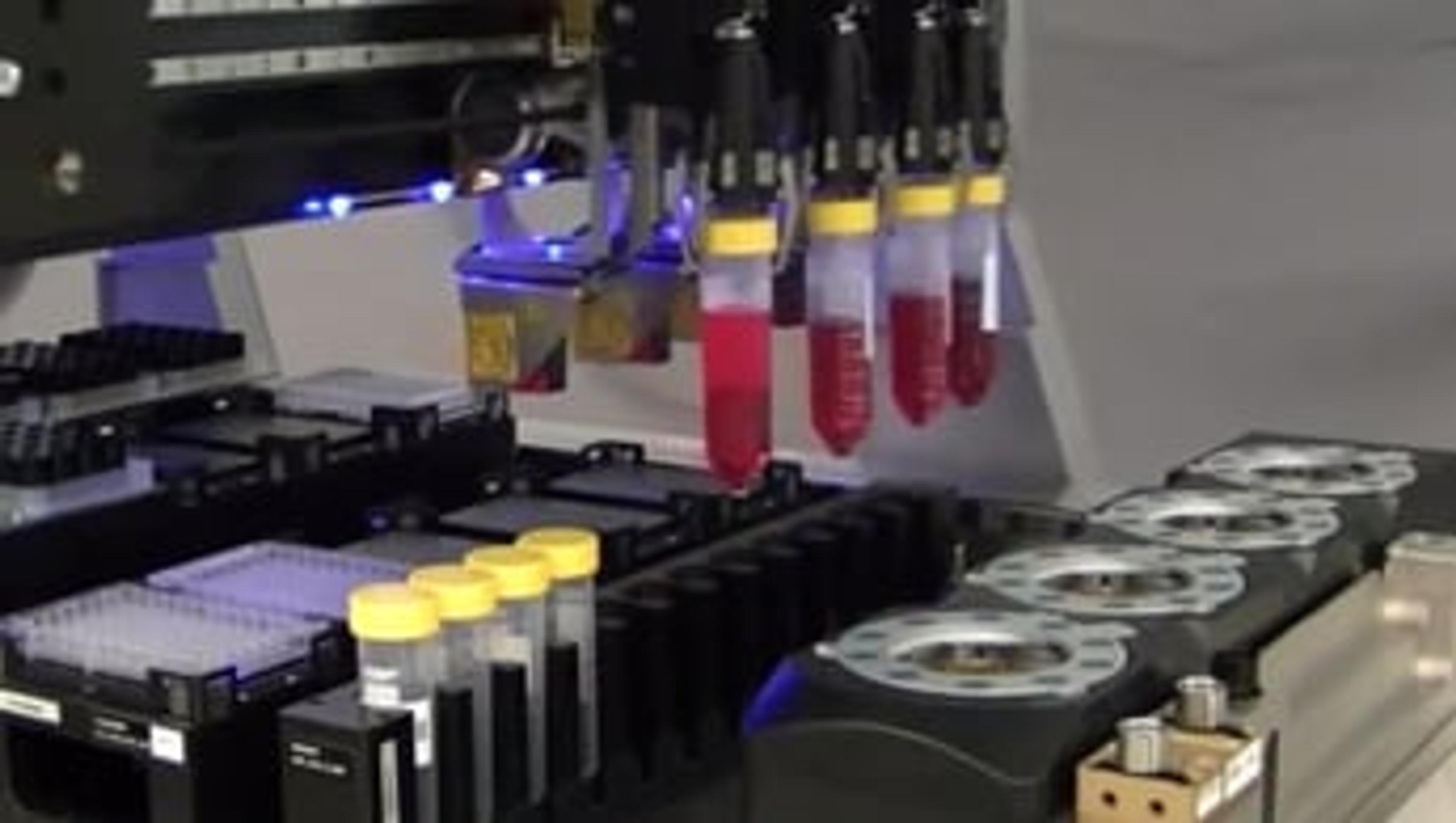 Hamilton Robotics Decapping Microlab® STAR Workstation Hamilton Robotics Decapping Microlab® STAR Workstation