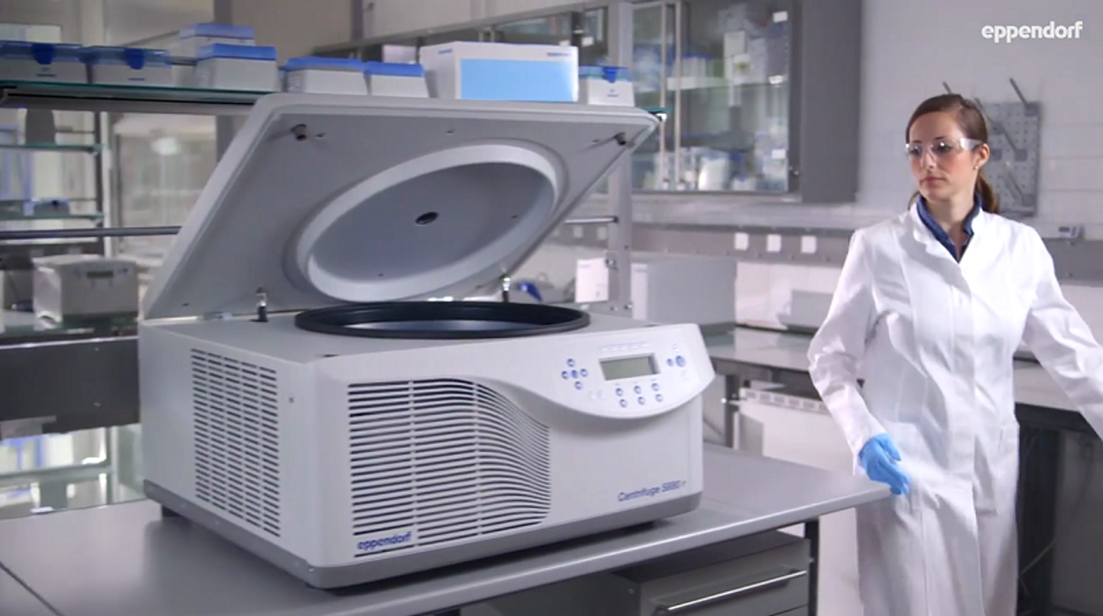 Introducing the Eppendorf Centrifuge 5920 R Introducing the Eppendorf Centrifuge 5920 R
