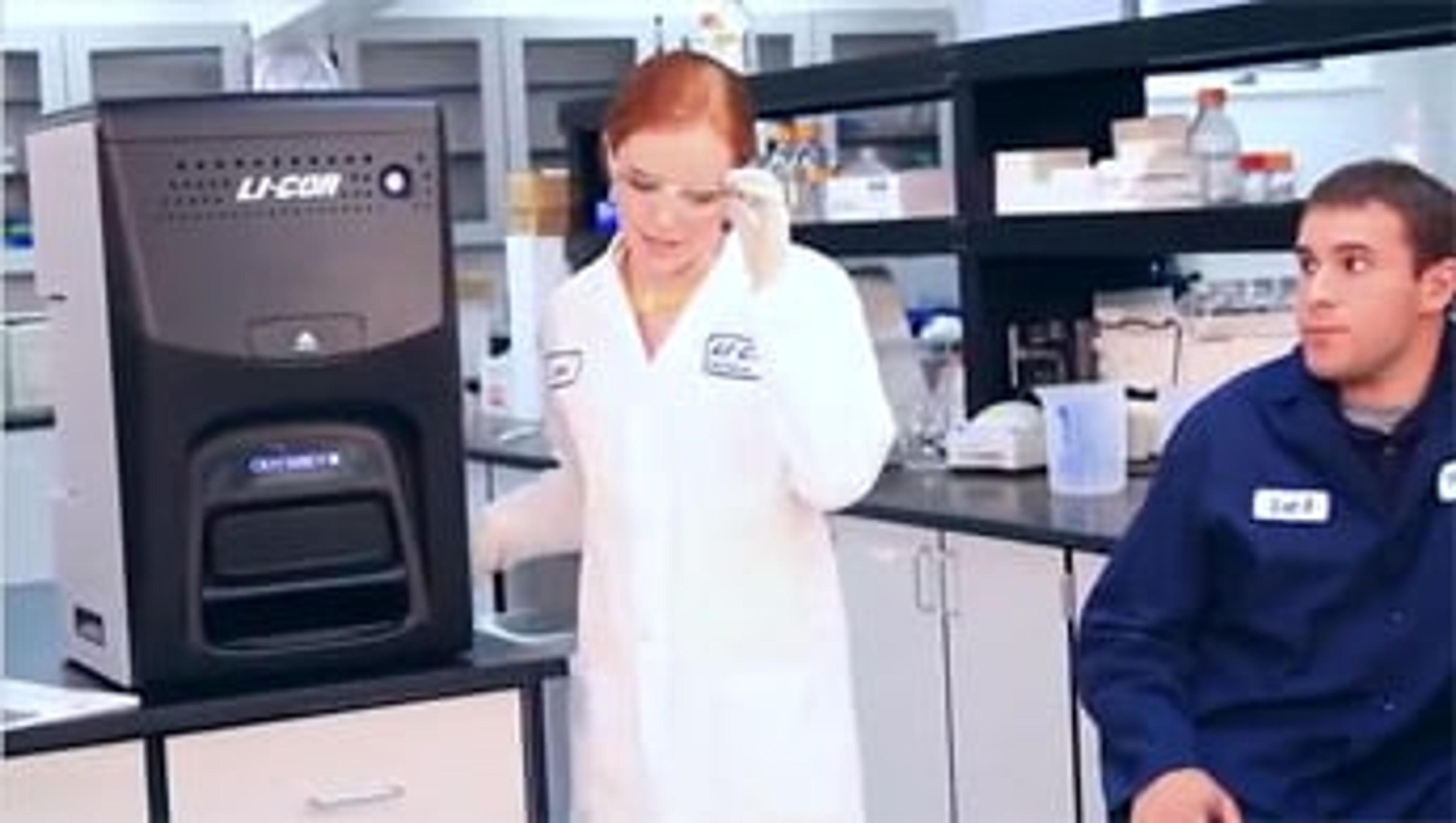 Infrared Fluorescence and Chemiluminescence for Western Blots in One System Infrared Fluorescence and Chemiluminescence for Western Blots in One System
