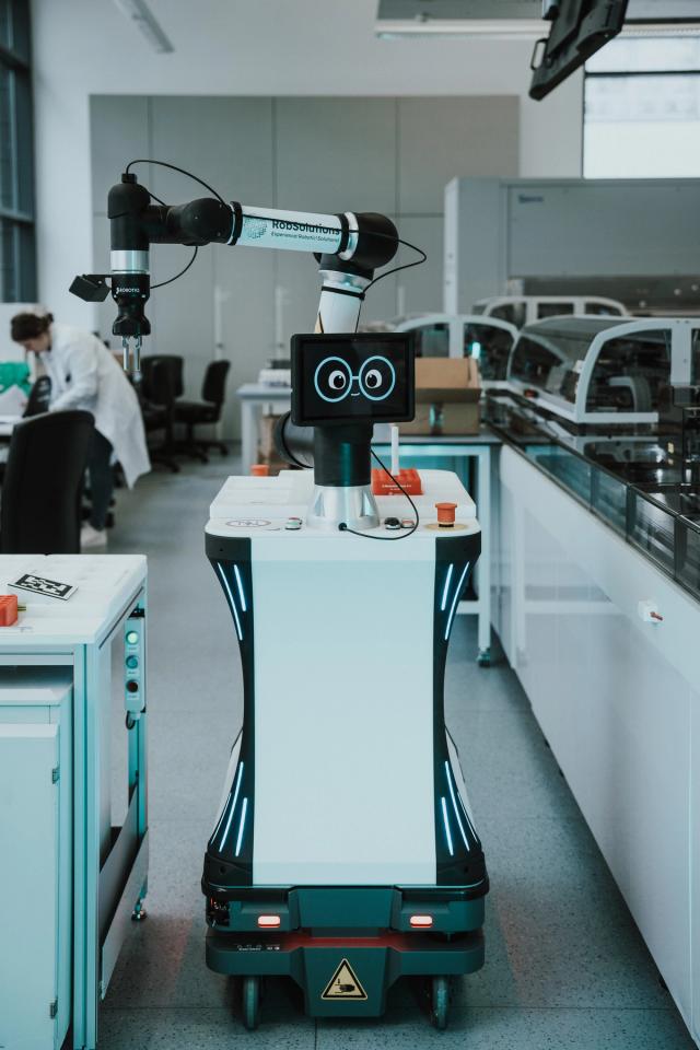 Redefining laboratory automation: Voice-driven workflows & mobile robots