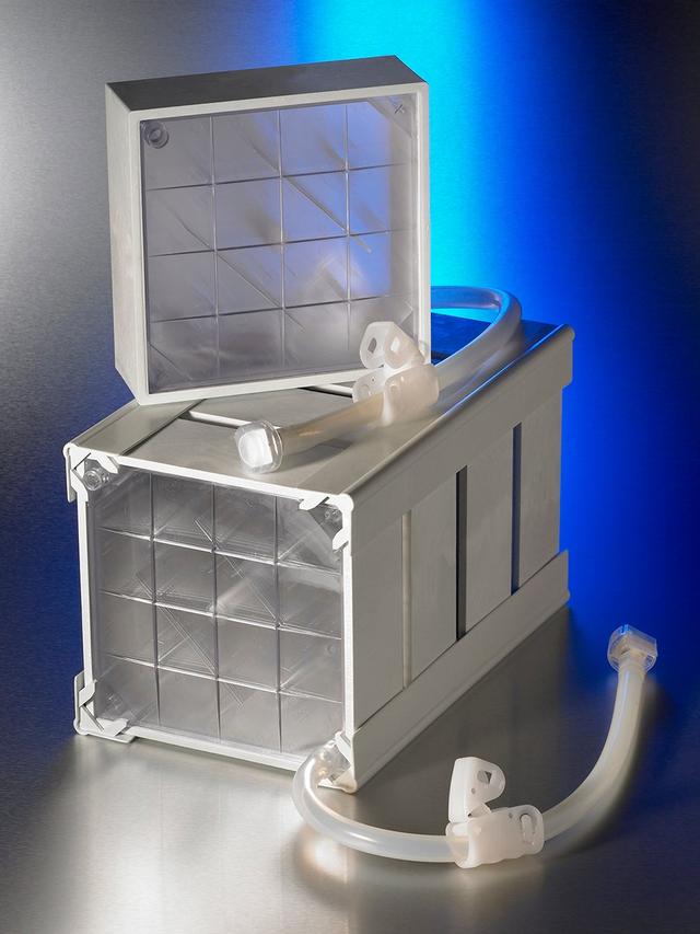 Buy 25-Layer CellCube® Module with 21,250cm² Growth Surface Read Reviews