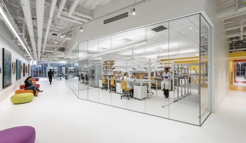 Lab space inside LabCentral 238 in Kendall Square ©LabCentral, Inc.