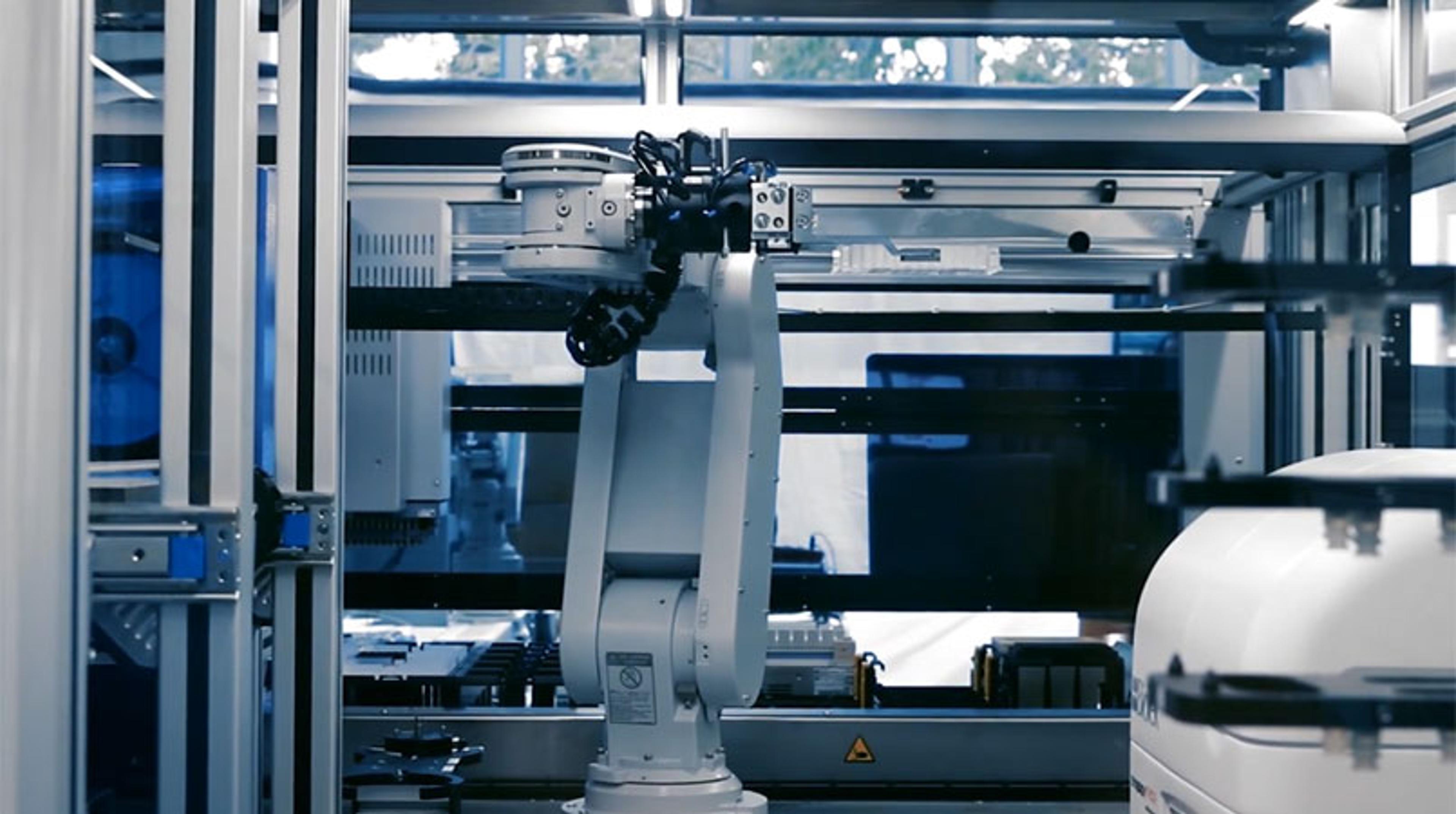 S-CEL Laboratory Workcells S-CEL Laboratory Workcells
