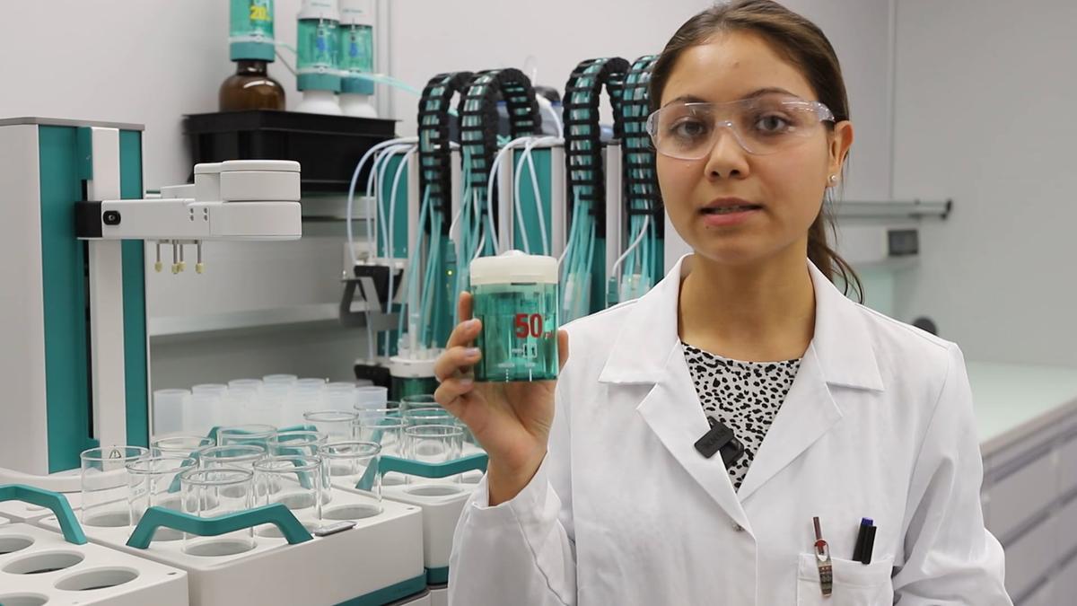 Automated water quality analysis with the OMNIS Sample Robot