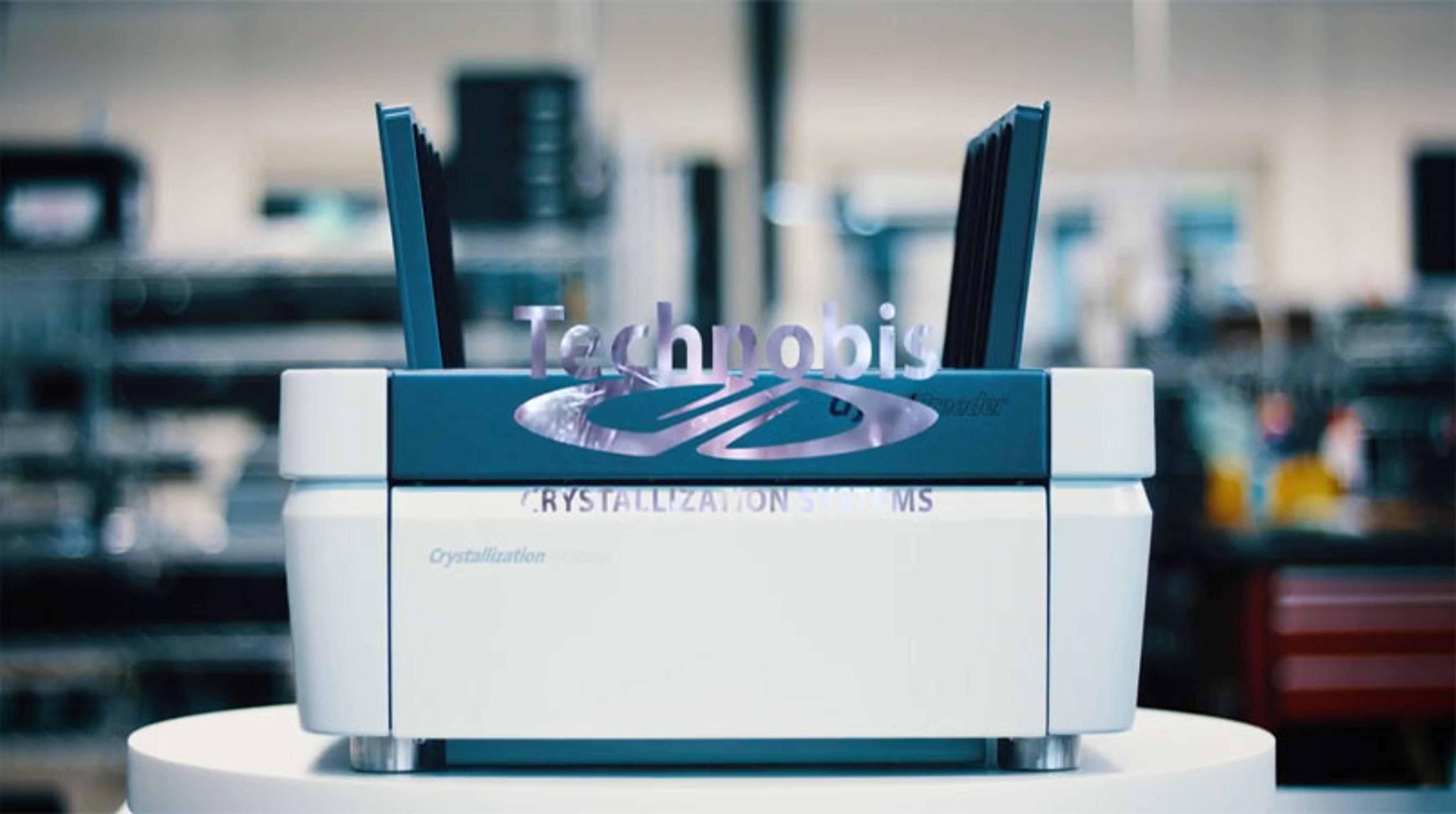 Introducing the CrystalBreeder next generation multi-reactor crystallization platform Introducing the CrystalBreeder next generation multi-reactor crystallization platform