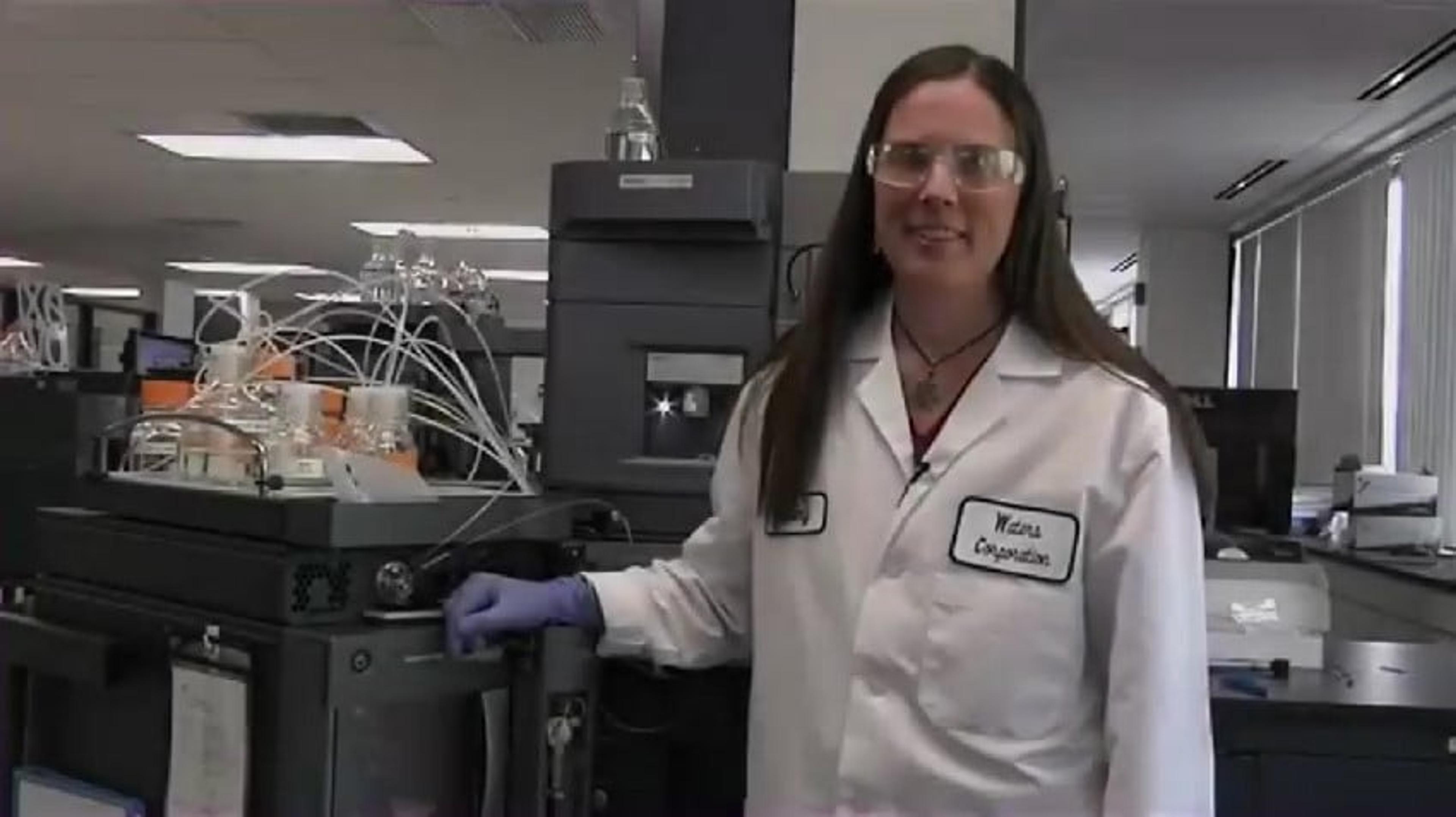 Correct Installation of a NanoACQUITY Column onto a NanoACQUITY System and Mass Spectrometer Correct Installation of a NanoACQUITY Column onto a NanoACQUITY System and Mass Spectrometer