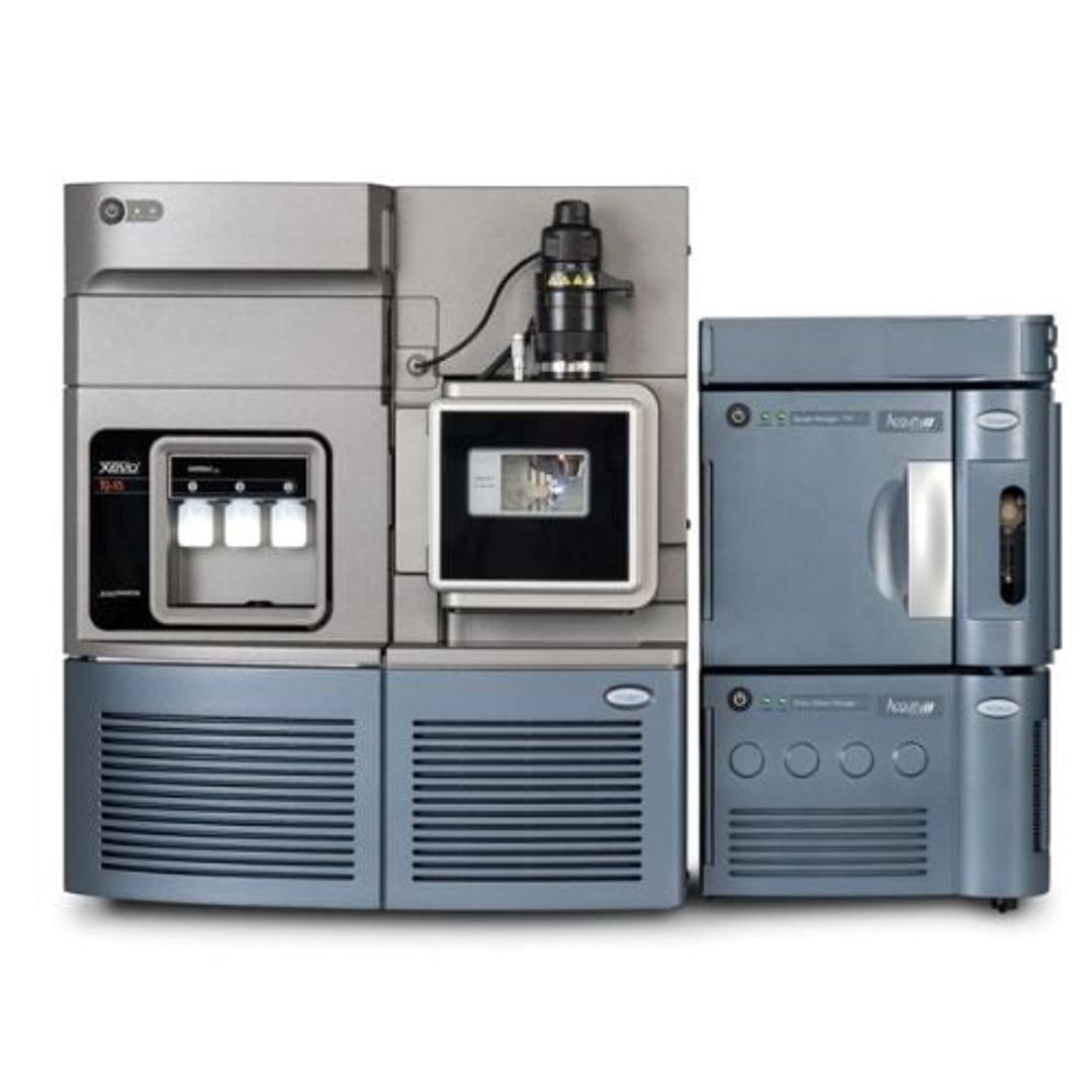 MassTrak ACQUITY UPLC I-Class PLUS/Xevo TQ-XS IVD System