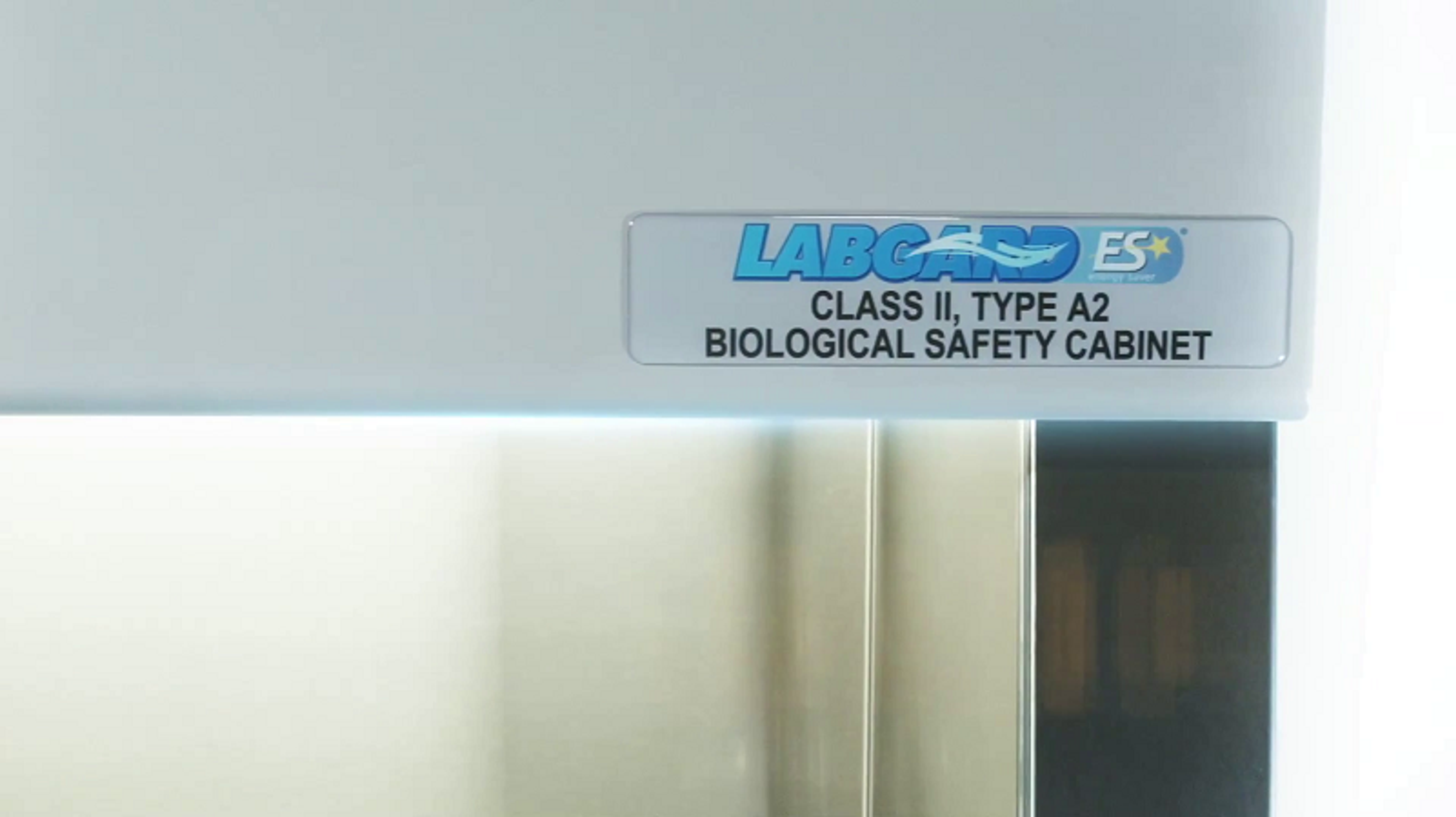 LabGard NU-500 Video Series - Ergonomics Features LabGard NU-500 Video Series - Ergonomics Features