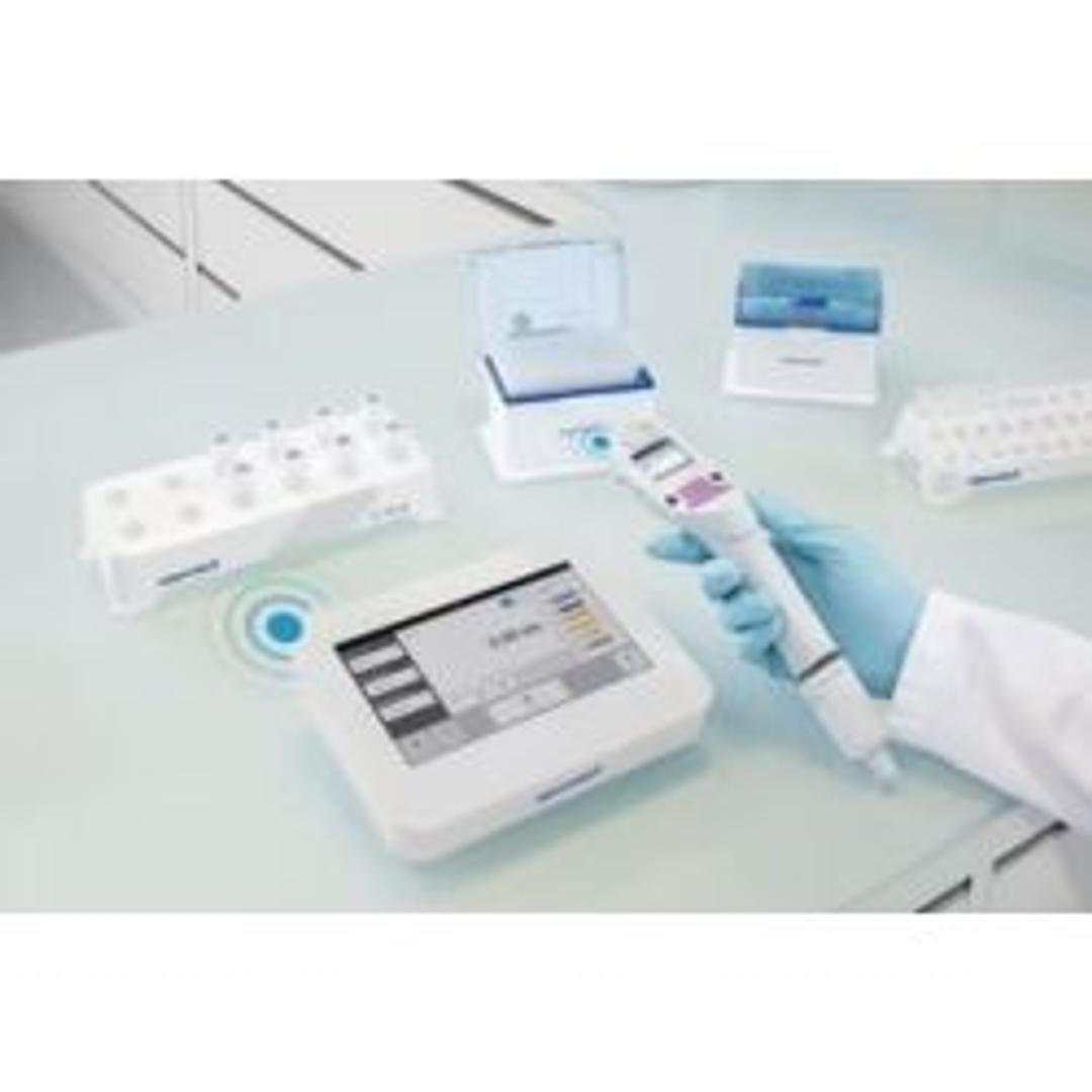 Extends feature set of Xplorer pipettes