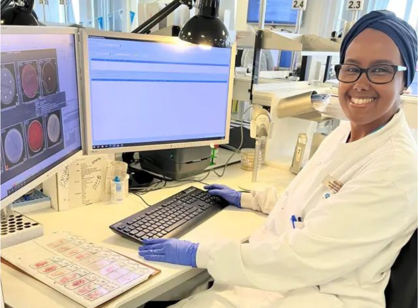 While working in the lab, Noor focuses on performing diagnostic tests, analyzing patient samples