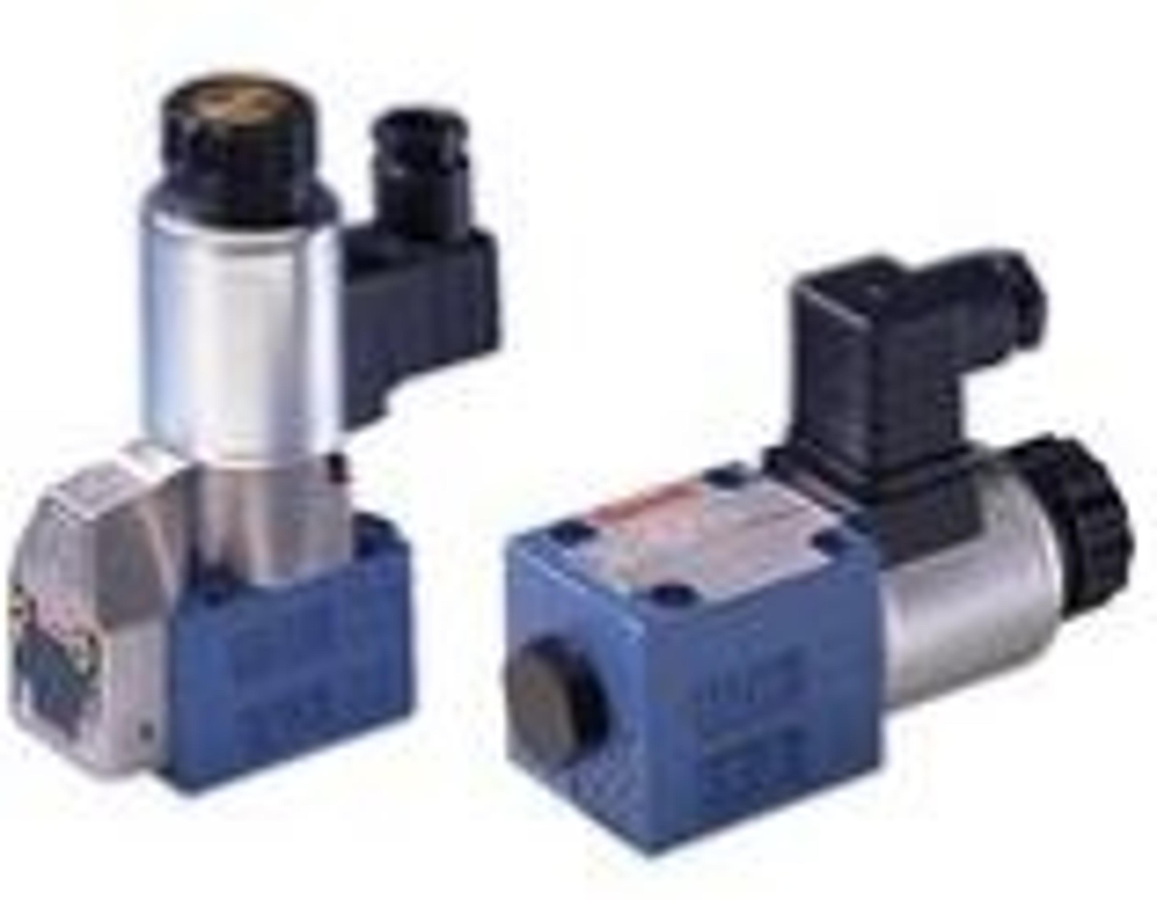 Directional seat valves