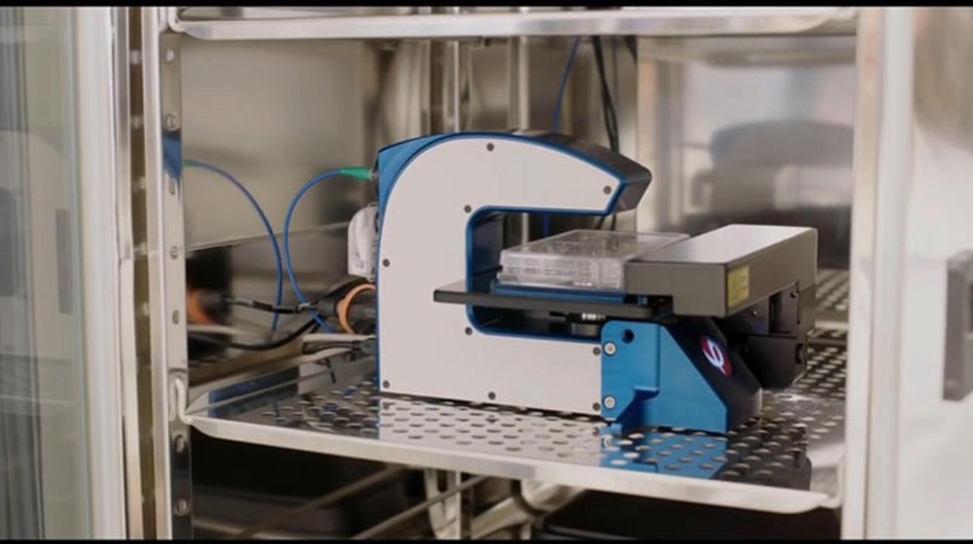 HoloMonitor live cell imaging system in 1 minute HoloMonitor live cell imaging system in 1 minute