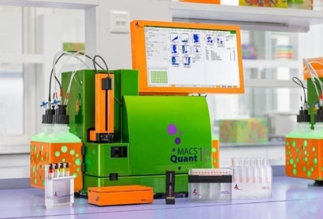 MACSQuant 16 - Flow Cytometer