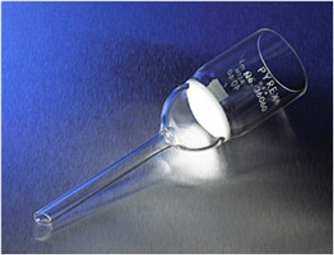 PYREX® 60 mL Buchner Funnels with 40 mm Diameter Medium Porosity Fritted Disc - Corning Life Sciences - General Lab