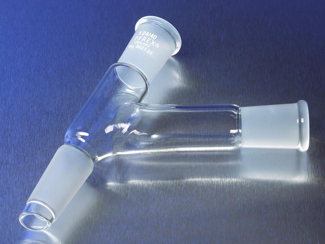 PYREX® Three-Way 120° Angle Connecting Adapter with 24/40 Standard Taper Joints - Corning Life Sciences - General Lab