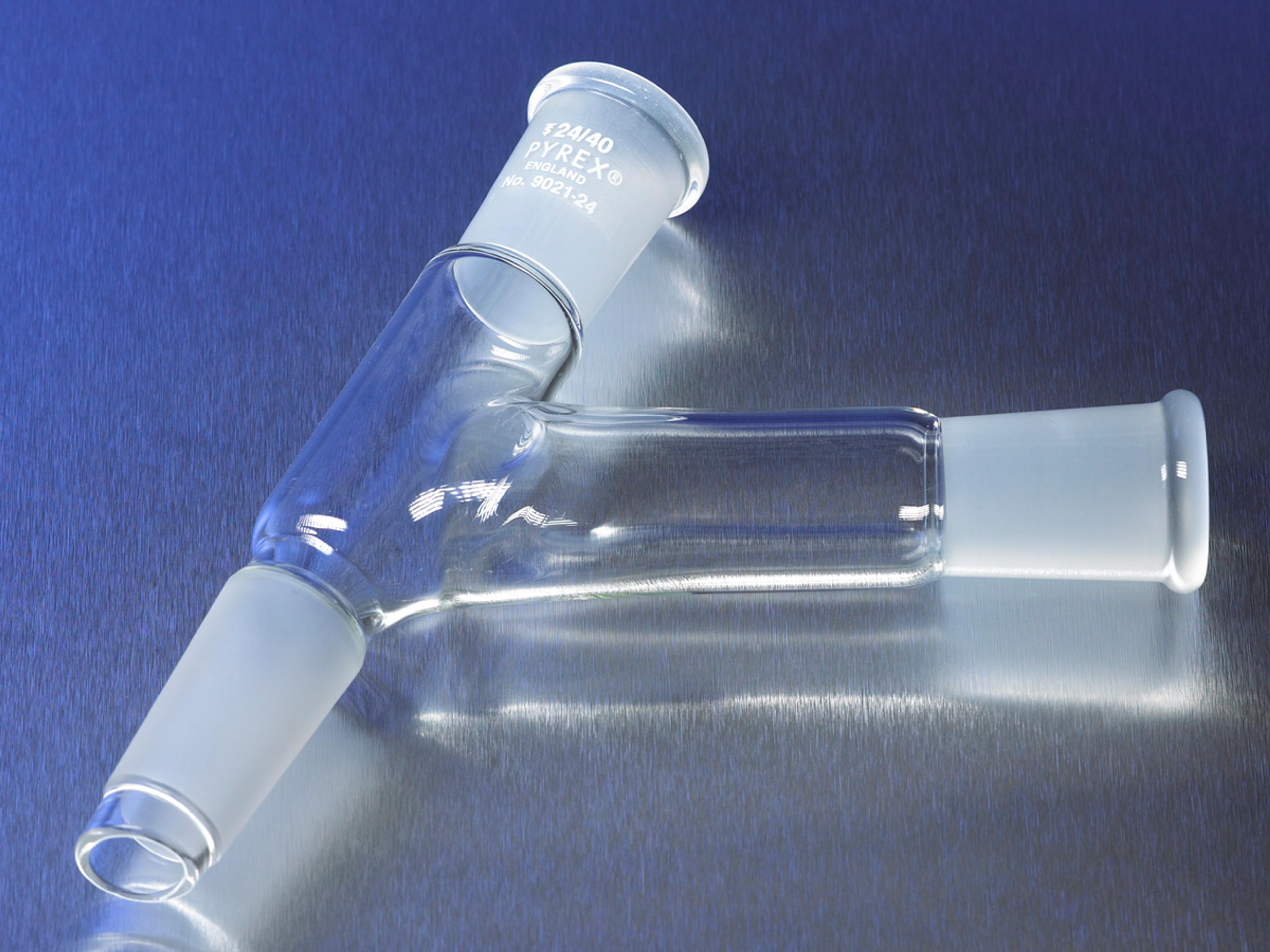 PYREX® Three-Way 120° Angle Connecting Adapter with 24/40 Standard Taper Joints - Corning Life Sciences - General Lab
