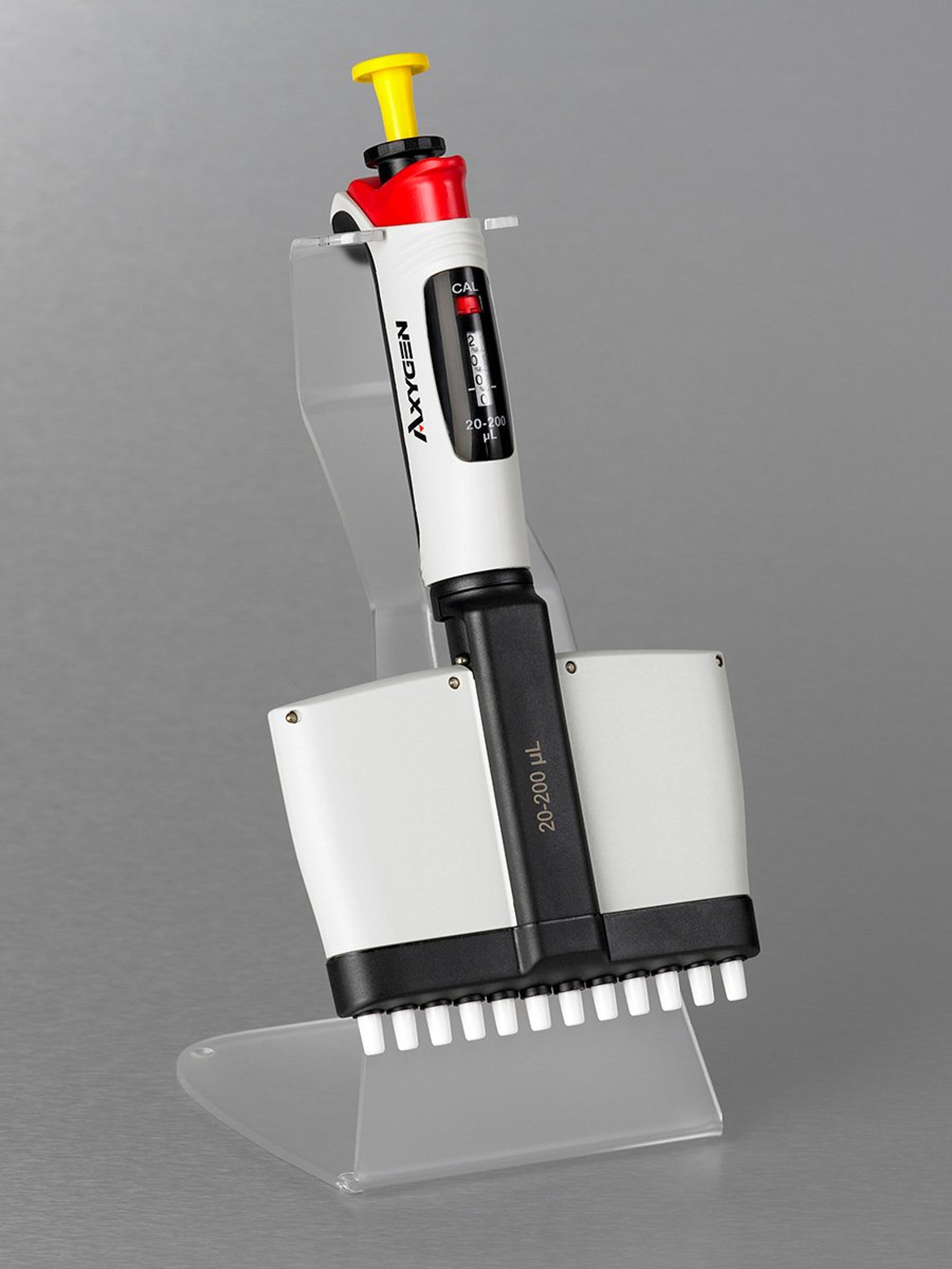 Axygen® Axypet® Pro 30-300 µL 12-Channel Pipettor, Autoclavable - Corning Life Sciences - General Lab