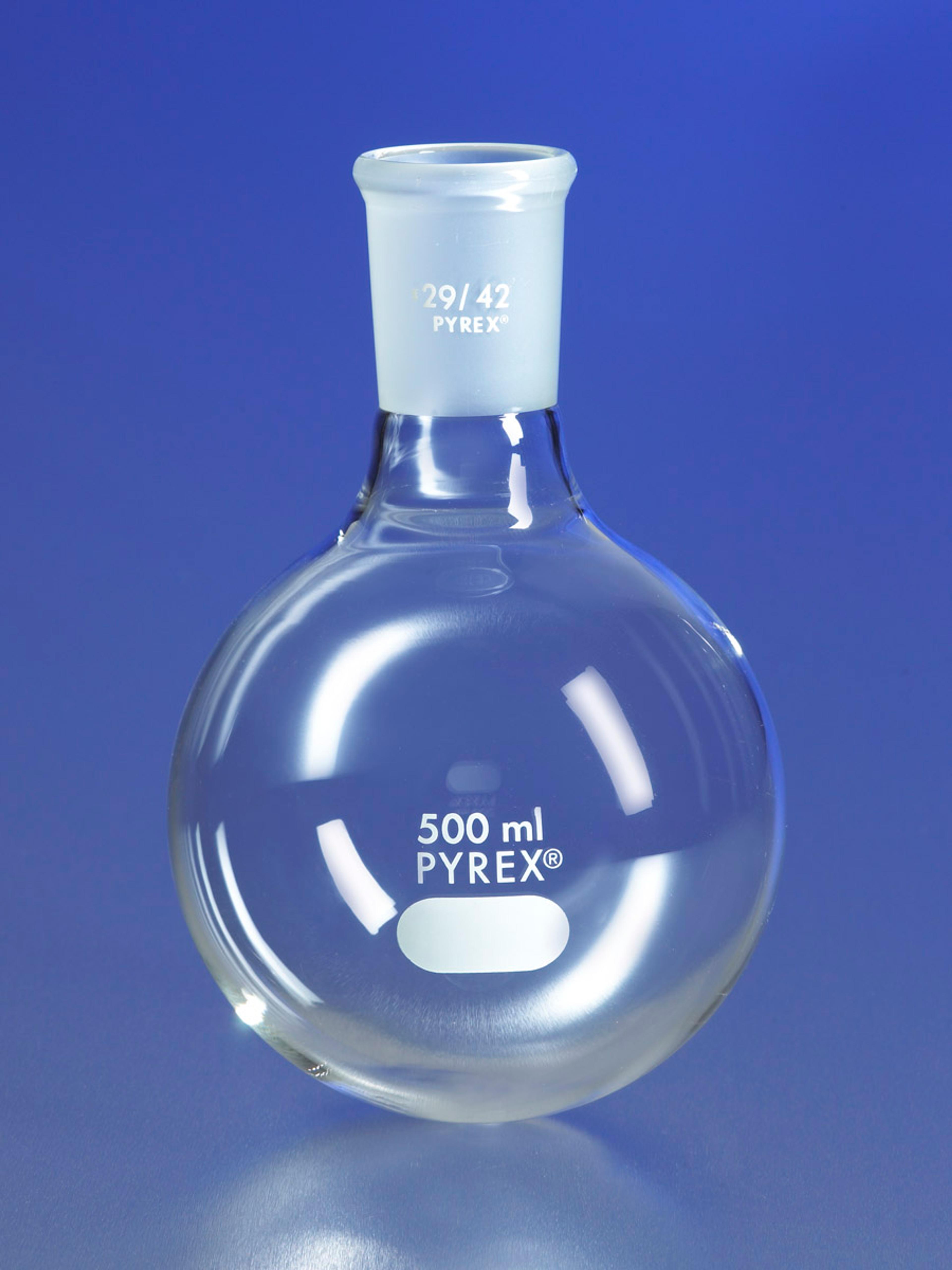 PYREX® 100 mL Short Neck Boiling Flask, Round Bottom, 29/42 Standard Taper Joint - Corning Life Sciences - General Lab