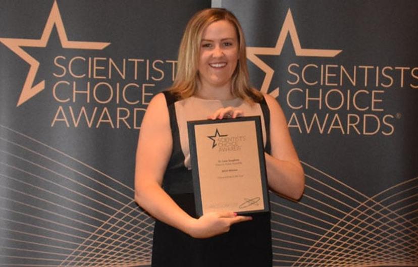 Lara Silver receives award on behalf of Thermo Fisher Scientific
