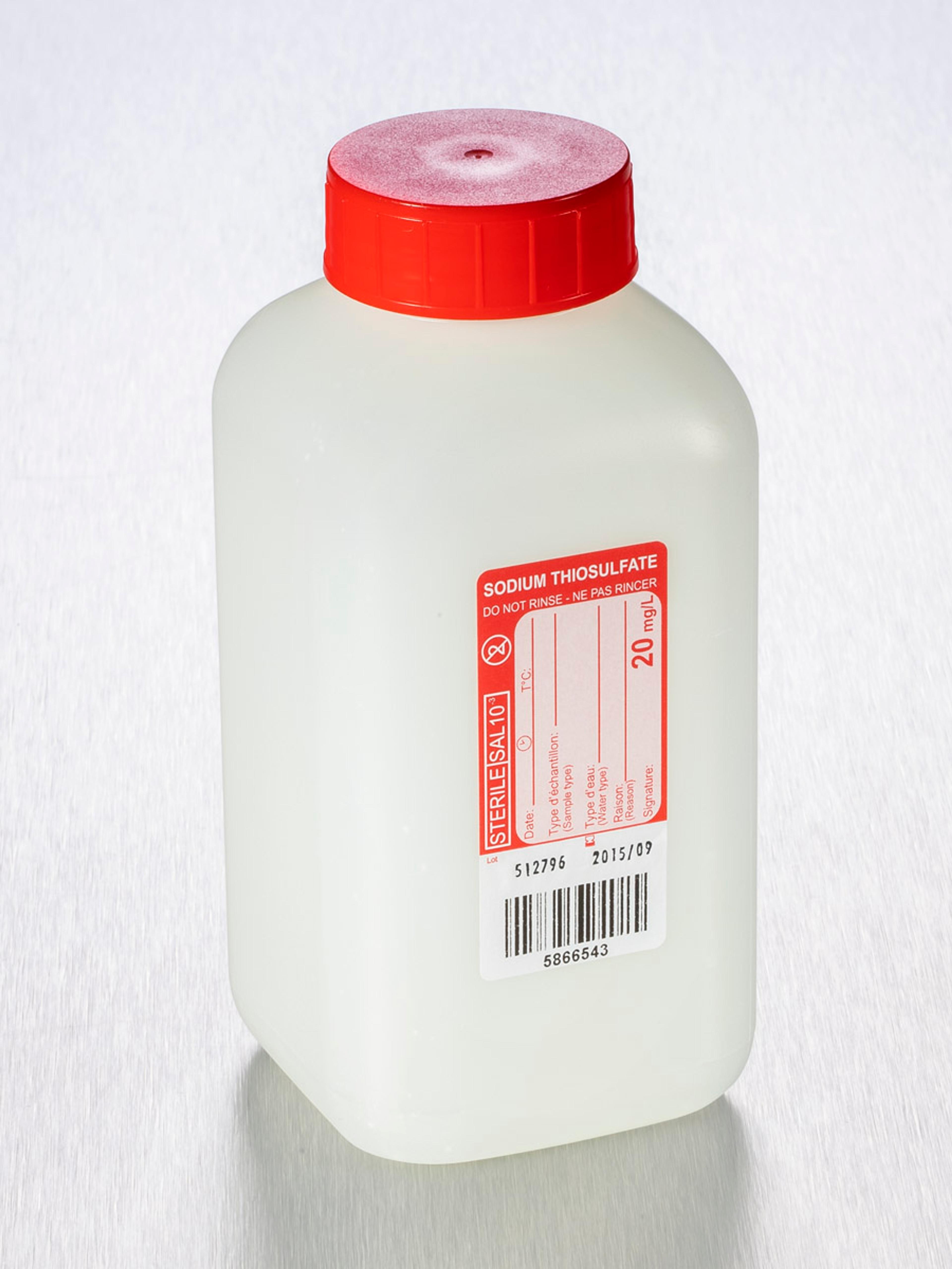 Corning® Gosselin™ Water Sampling Square HDPE Bottle, 500 mL, Graduated, 20 mg/L Sodium Thiosulfate, 37 mm Red Cap with Wad, Sterile, 100/Case - Corning Life Sciences