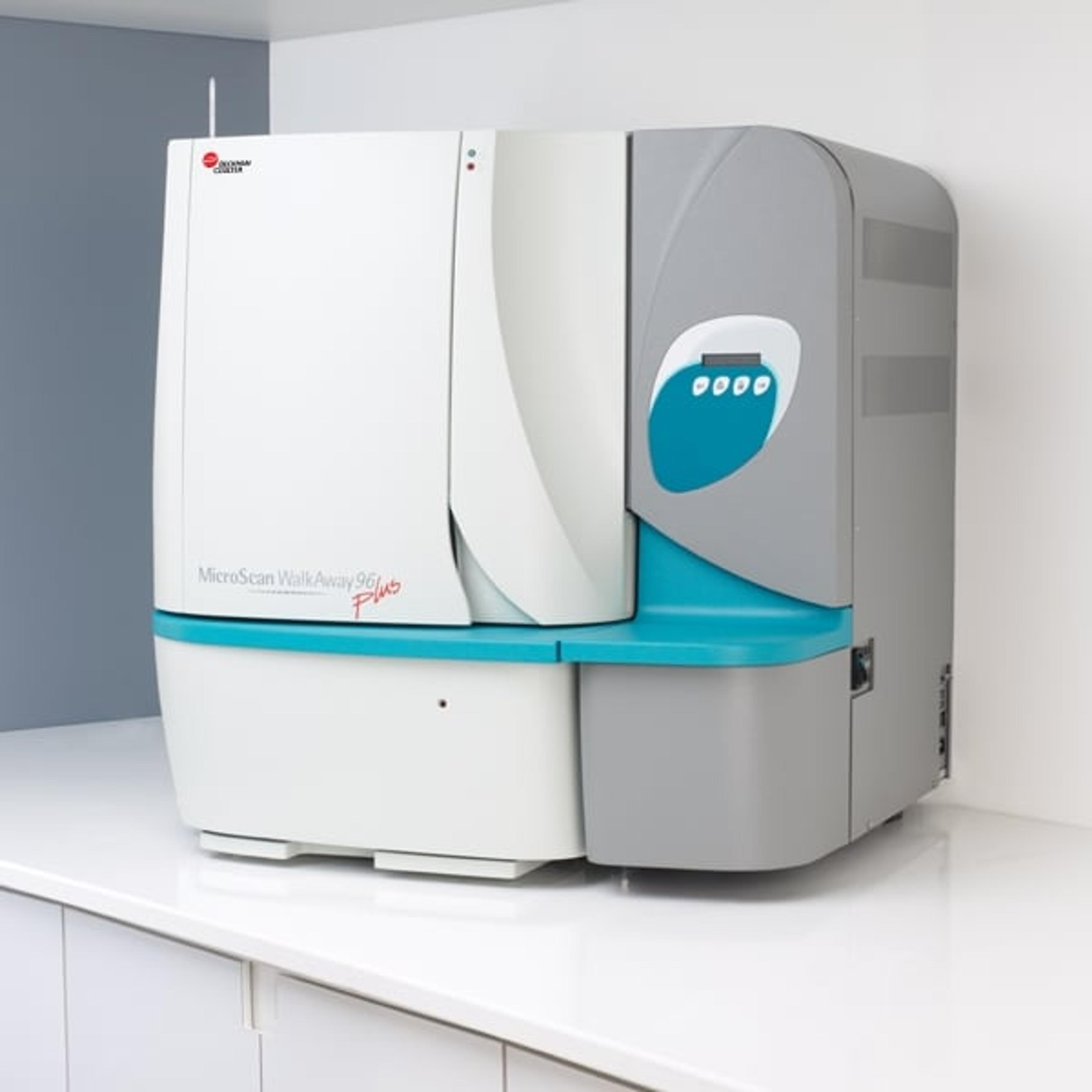 MicroScan WalkAway plus System (40 &96) - Beckman Coulter Diagnostics - Spectroscopy