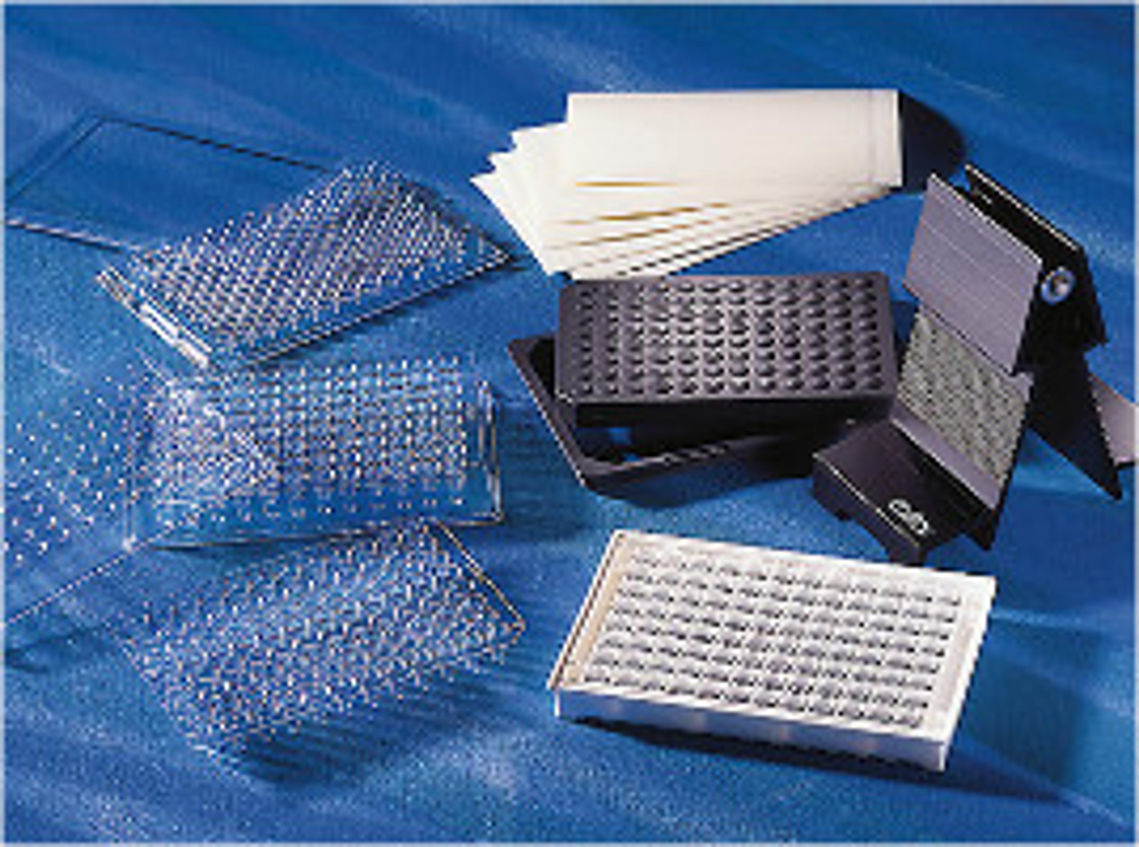 Corning® 96 Well Polycarbonate PCR Microplate Lids, Nonsterile (fits Cat. No. 6511) - Corning Life Sciences - Life Sciences