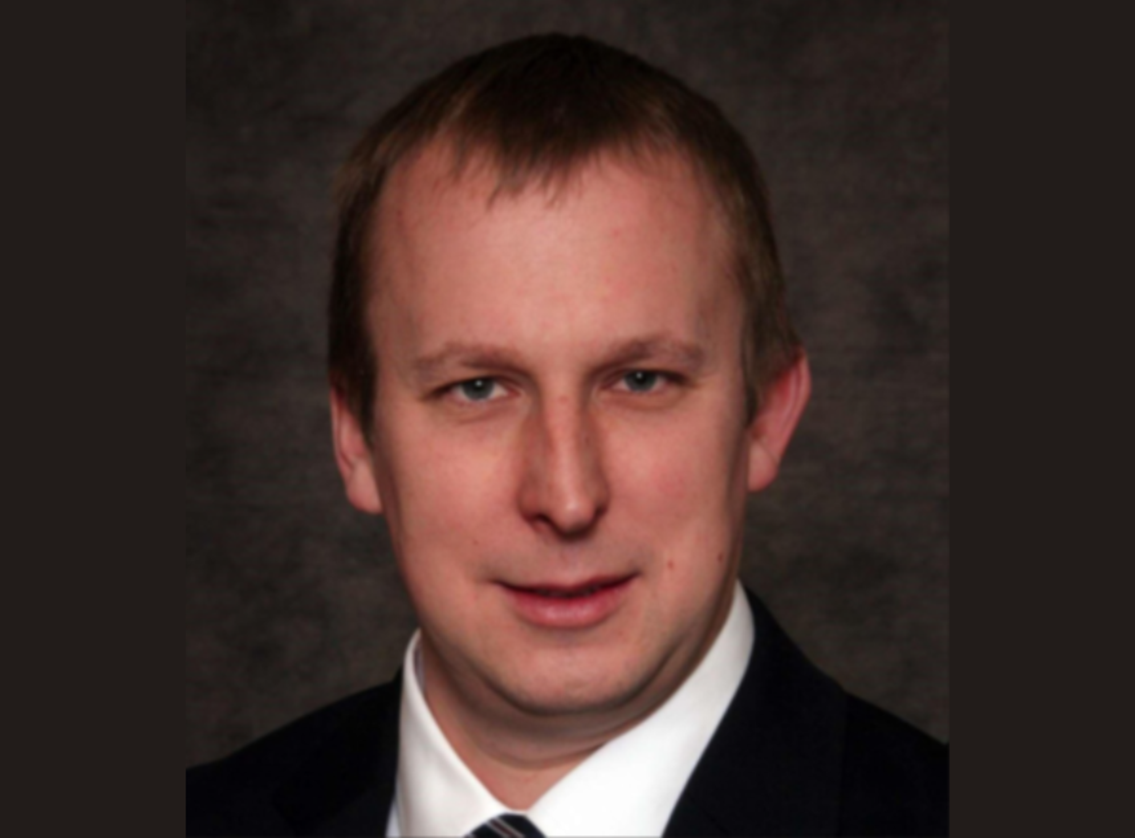 Photo of Dr. Nathan Ledeboer, Chief of Clinical Pathology in the Department of Pathology and Laboratory Medicine at the Medical College of Wisconsin