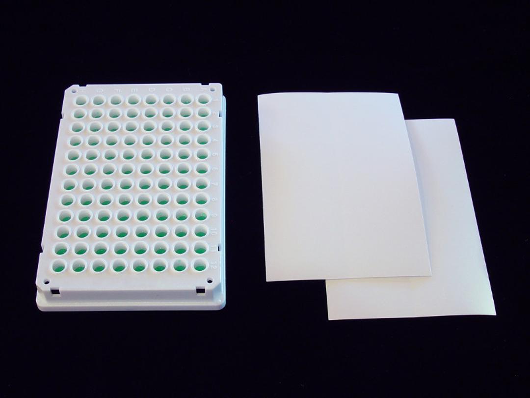 BrightMax™ Microplate Sealing Film for Luminescence & Microscopy - Excel Scientific, Inc. - Life Sciences