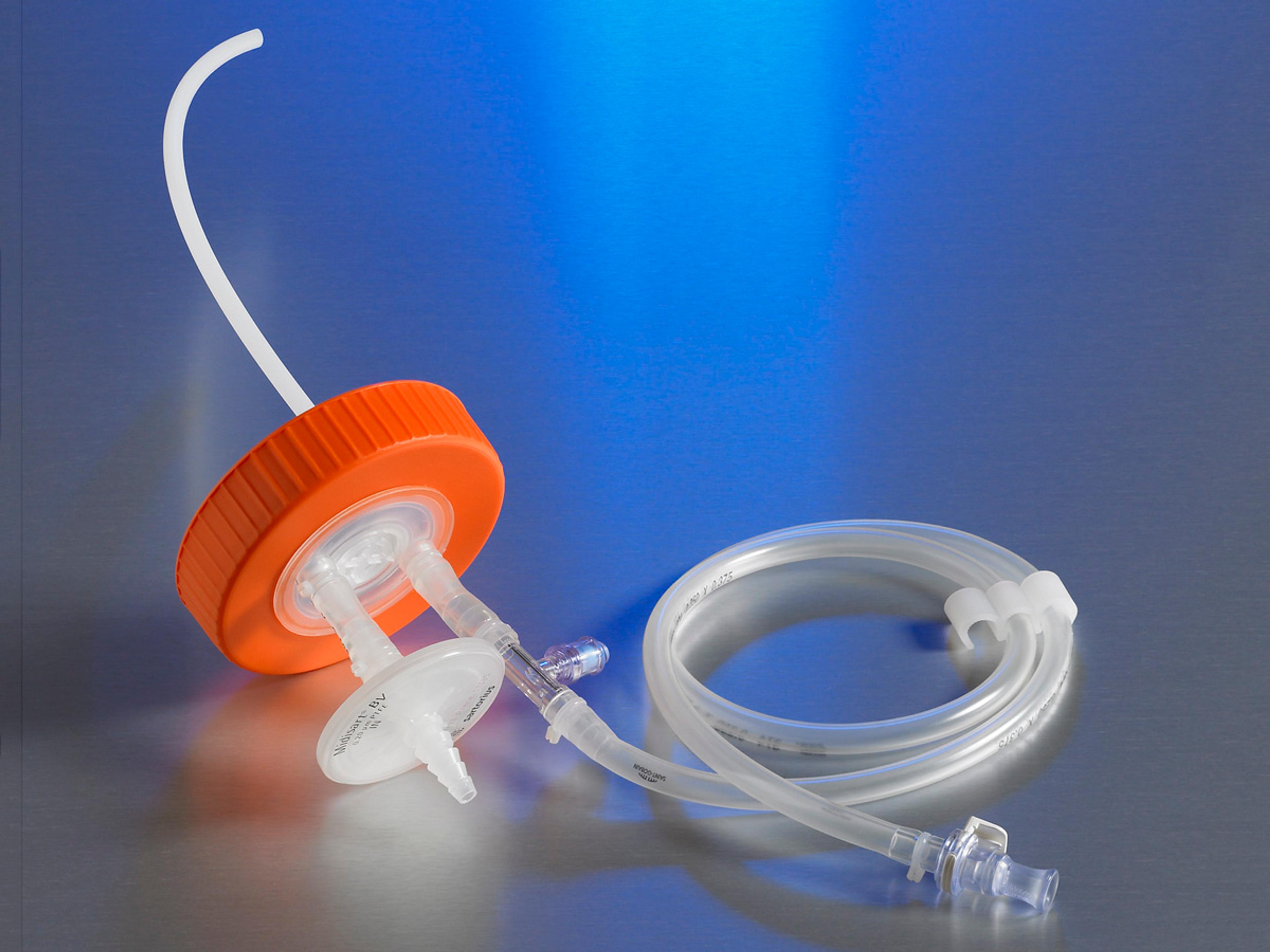 Disposable 100 mm Aseptic Transfer Cap for 5L Plastic Erlenmeyer Flask, 0.2 µm Vent, Male MPC, Sterile - Corning Life Sciences - Drug discovery > Target Discovery