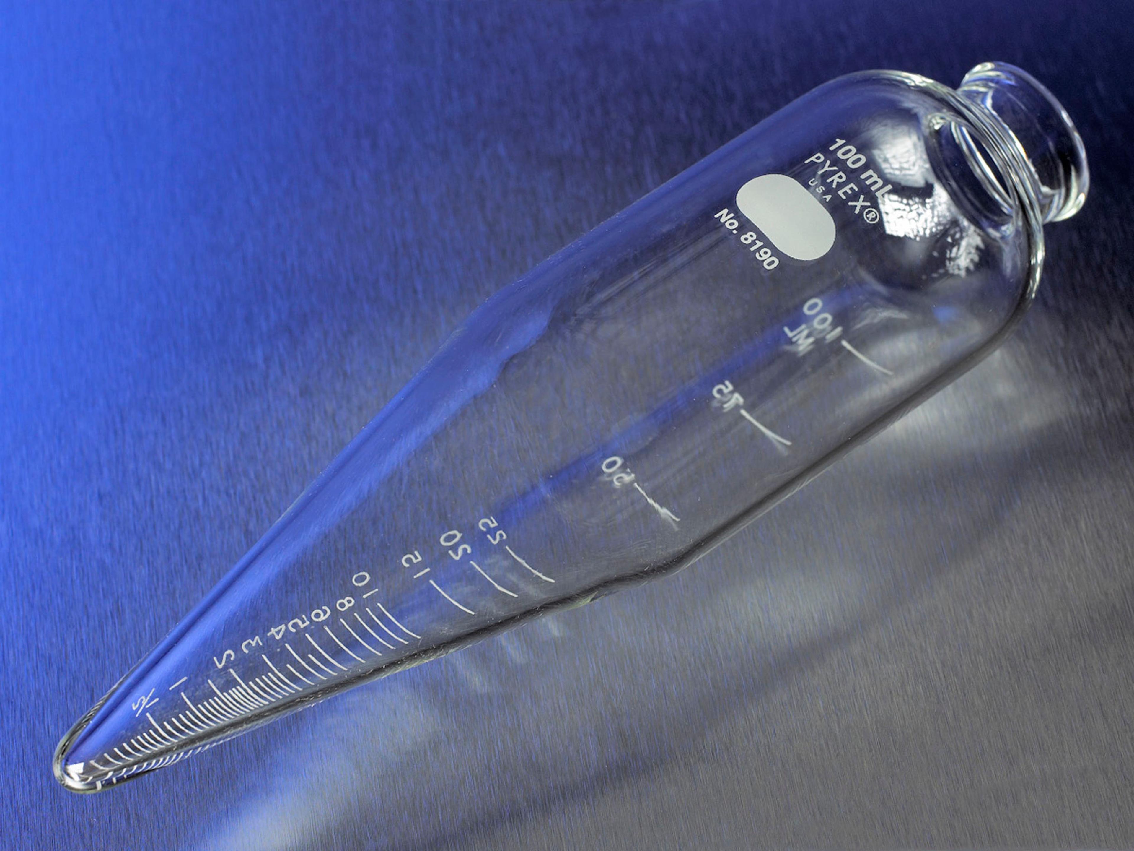 PYREX® 100 mL Oil Conical Centrifuge Tube with White Graduations - Corning Life Sciences - General Lab