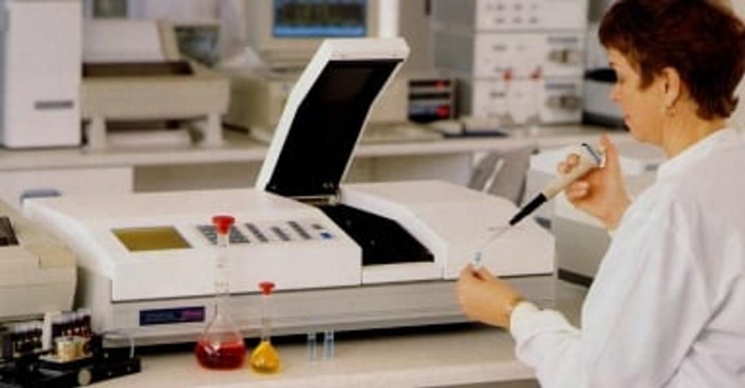 Cecil BioAquarius CE 7250 Double Beam Spectrophotometer - Cecil Instruments Limited - Spectroscopy