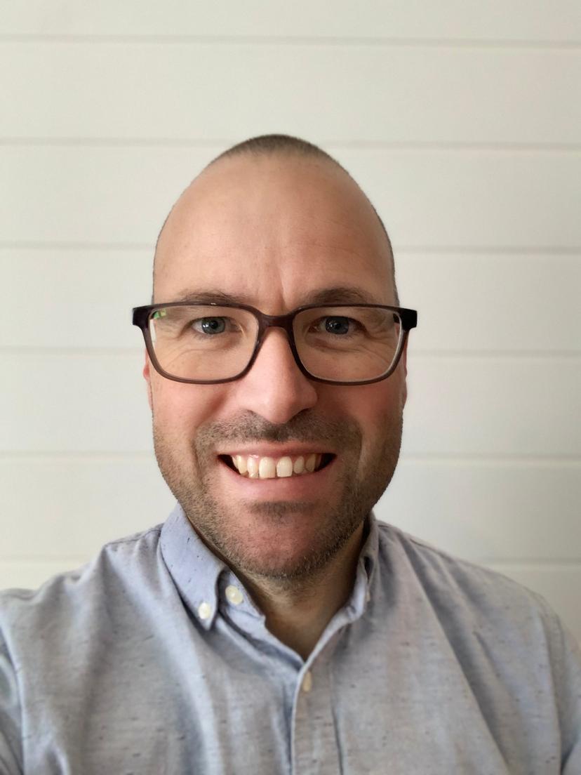 Photo of Dr. Vincent De Guire