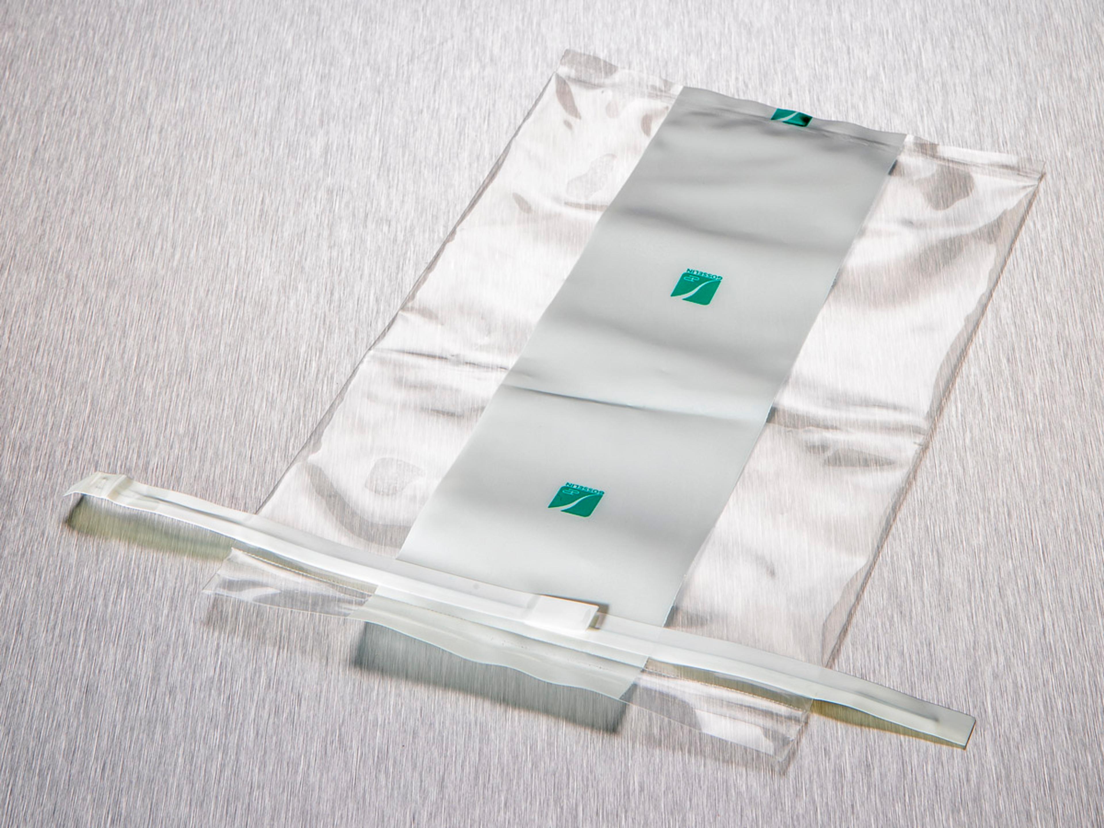 Corning® Gosselin™ Metal Closure Bag, 650 mL, with Writing Area, PE, 500/Box, 1000/Case - Corning Life Sciences