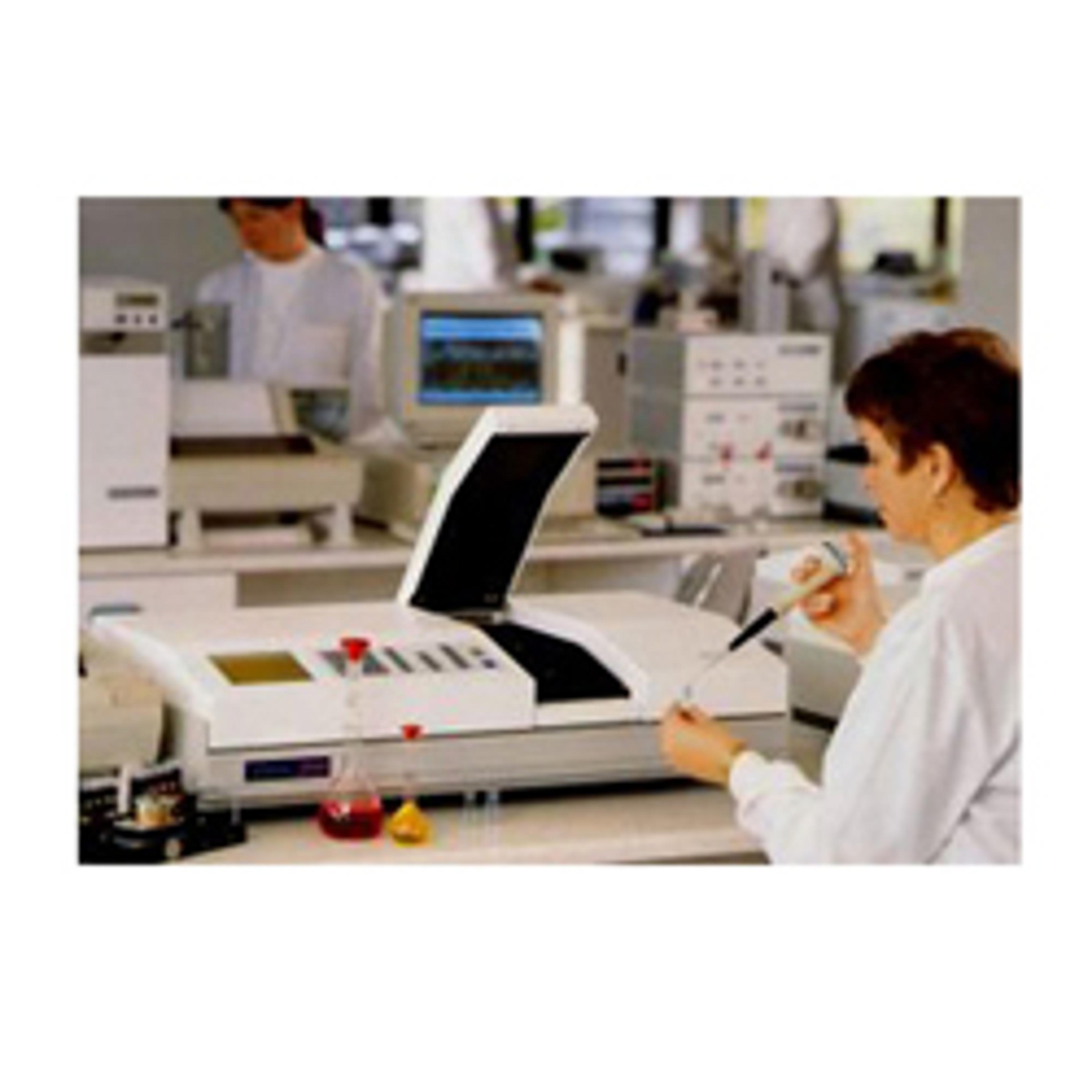 CE 9500 Double Beam Spectrophotometer With Variable Bandwidth - Buck Scientific, Inc. - Spectroscopy