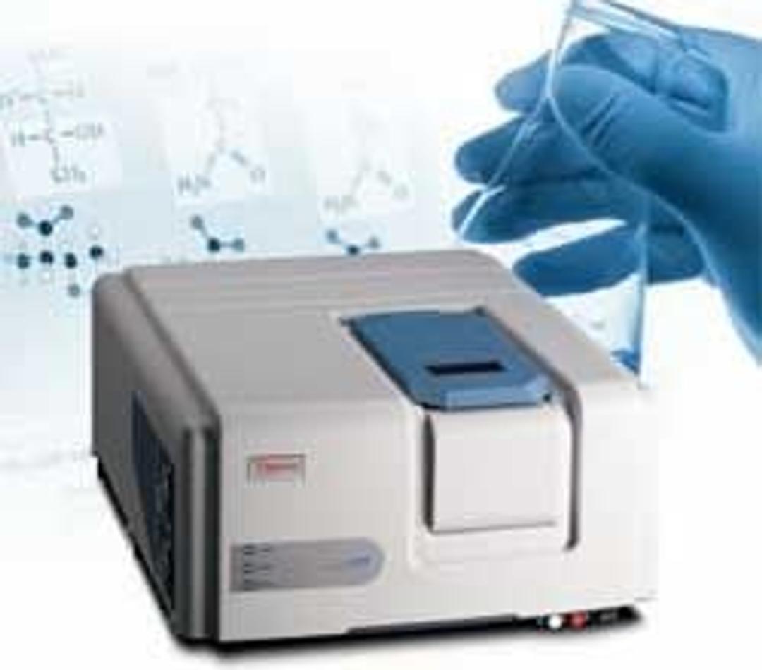 Lumina Fluorescence Spectrometer - Thermo Fisher Scientific - Spectroscopy