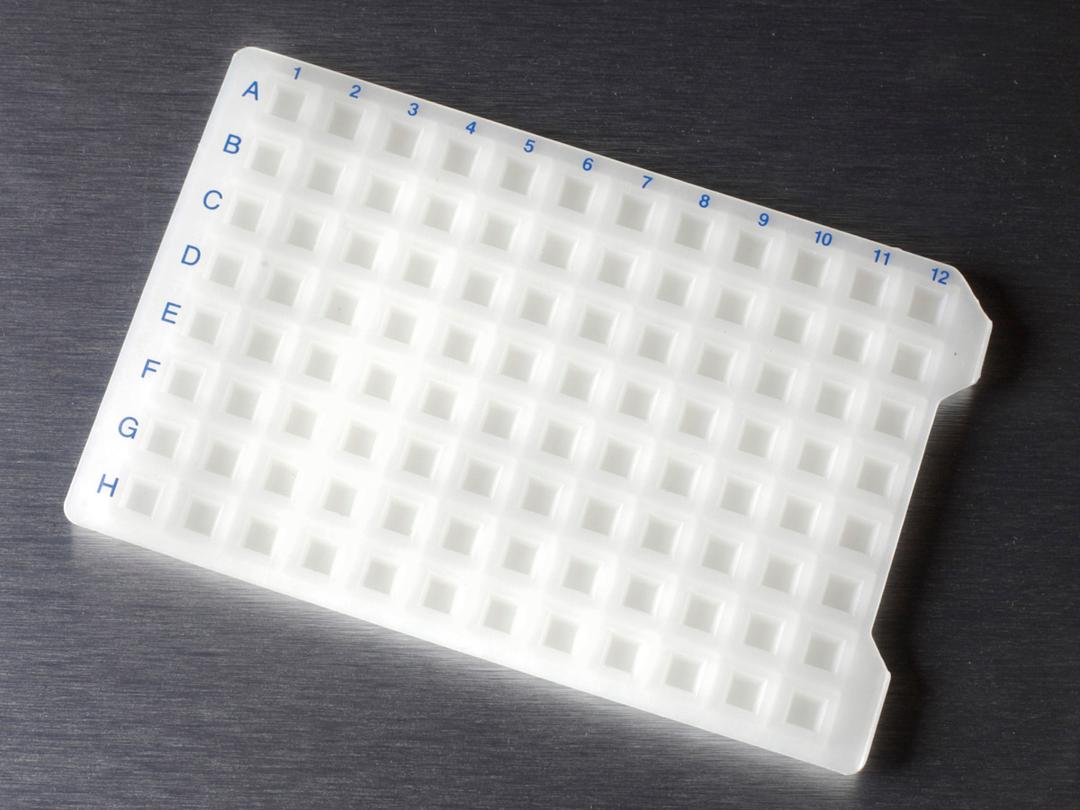Axygen® Impermamat, Chemical Resistant Silicone 96 Square Well Sealing Mat for Deep Well Plates, Nonsterile - Corning Life Sciences - Life Sciences