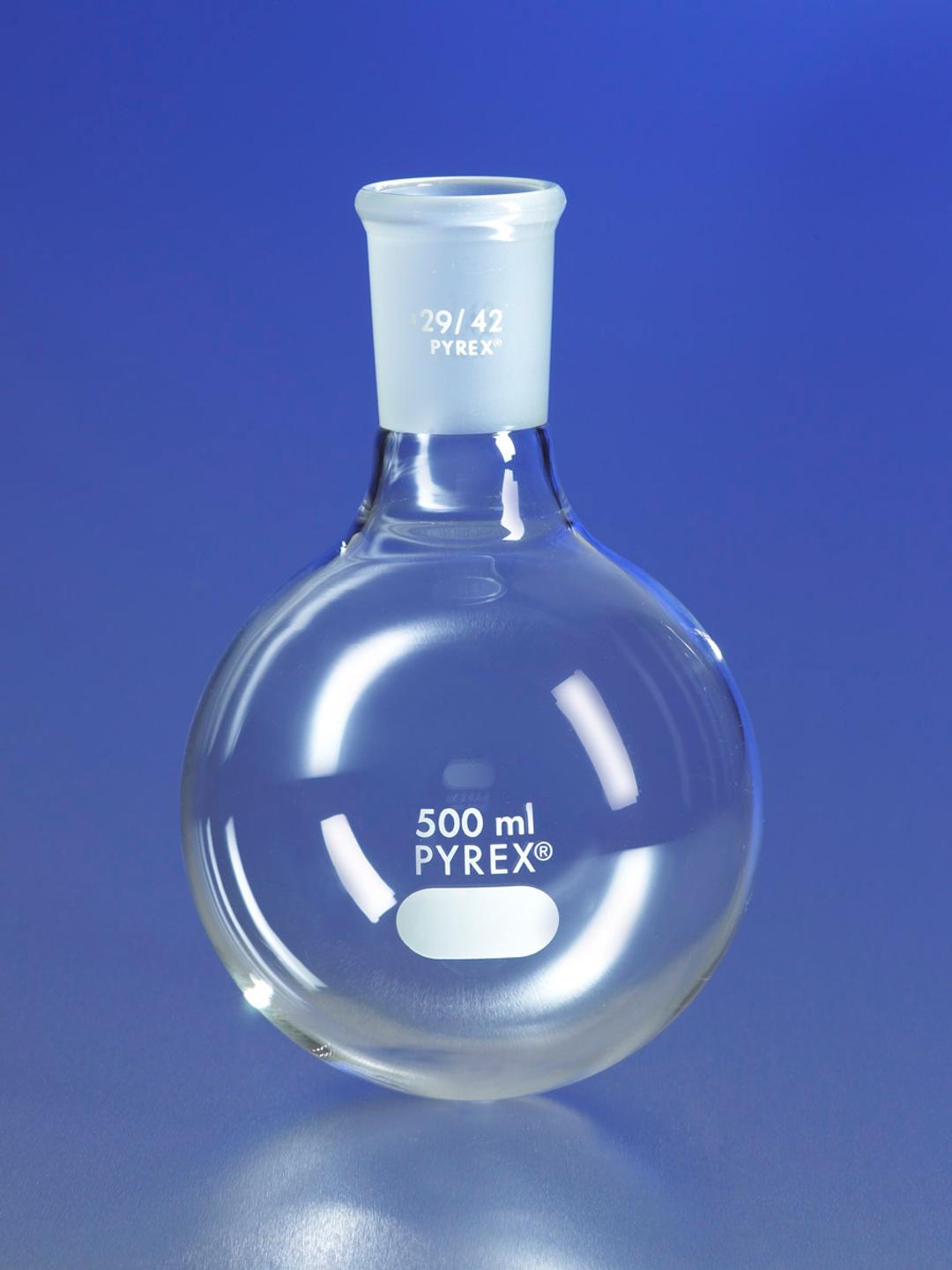 PYREX® 500 mL Short Neck Boiling Flask, Round Bottom, 29/42 Standard Taper Joint - Corning Life Sciences - Life Sciences